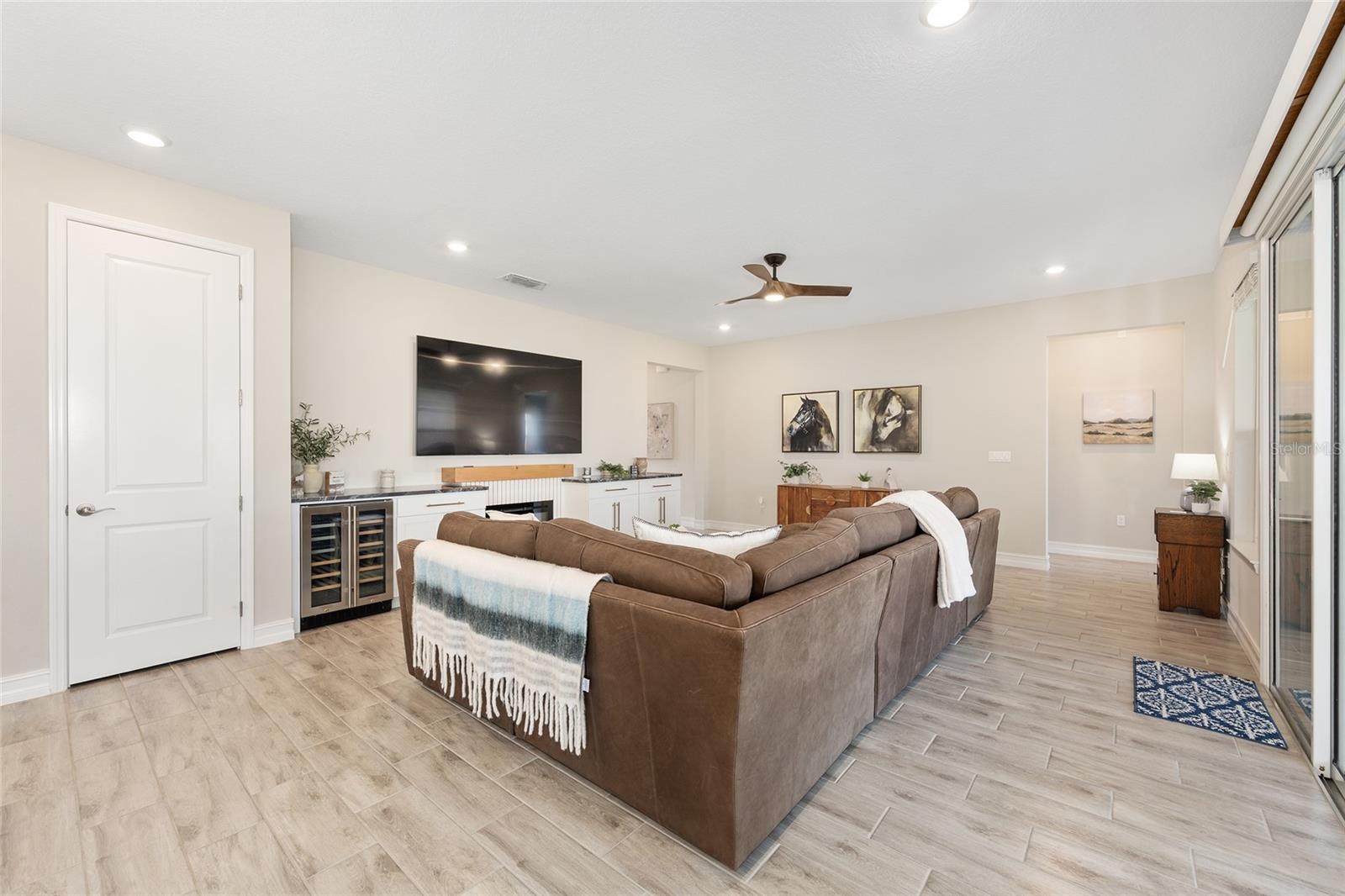 Image 9 of 44 For 4342 55th Court