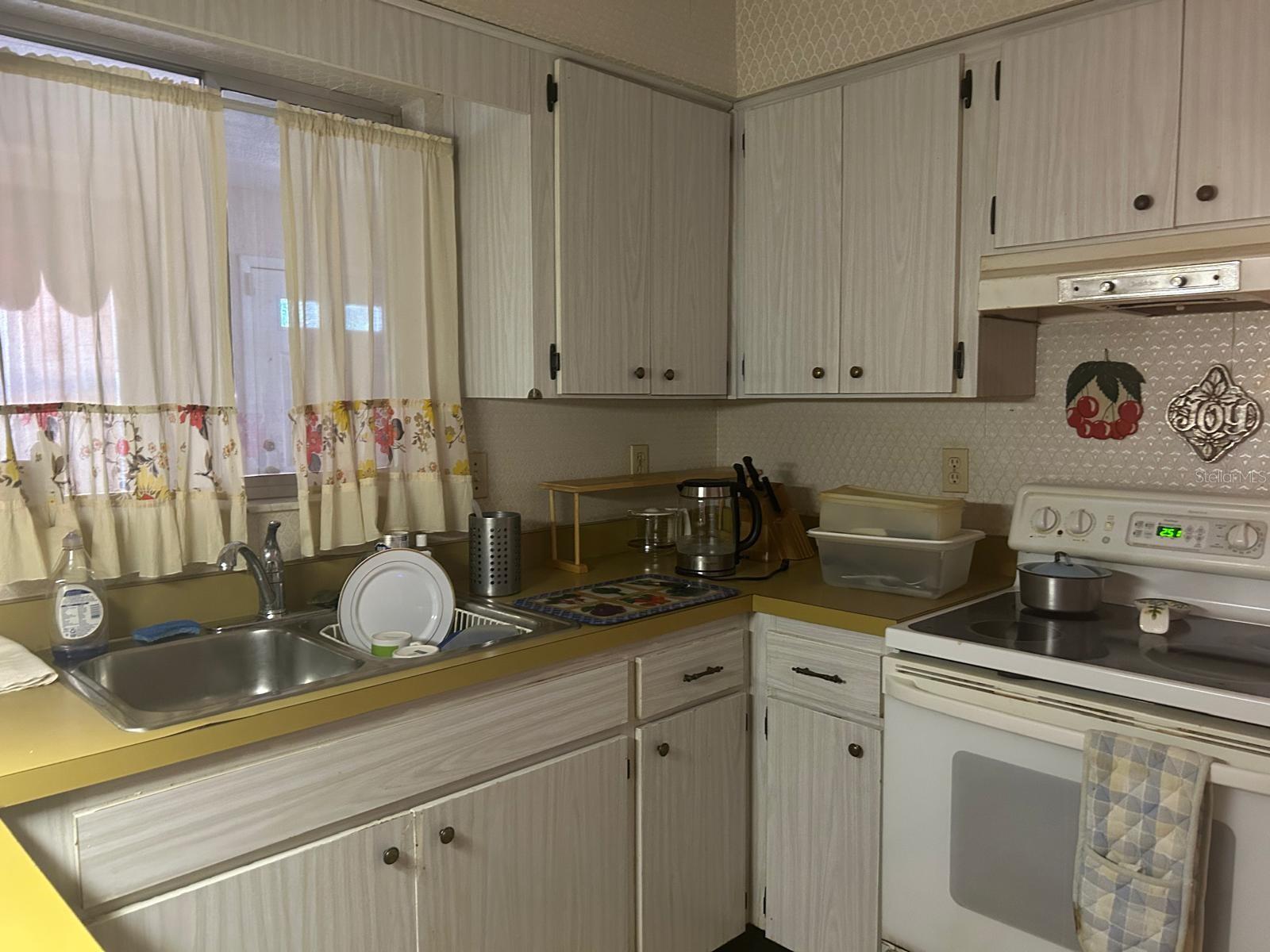 Image 14 of 26 For 568 Silver Course Loop