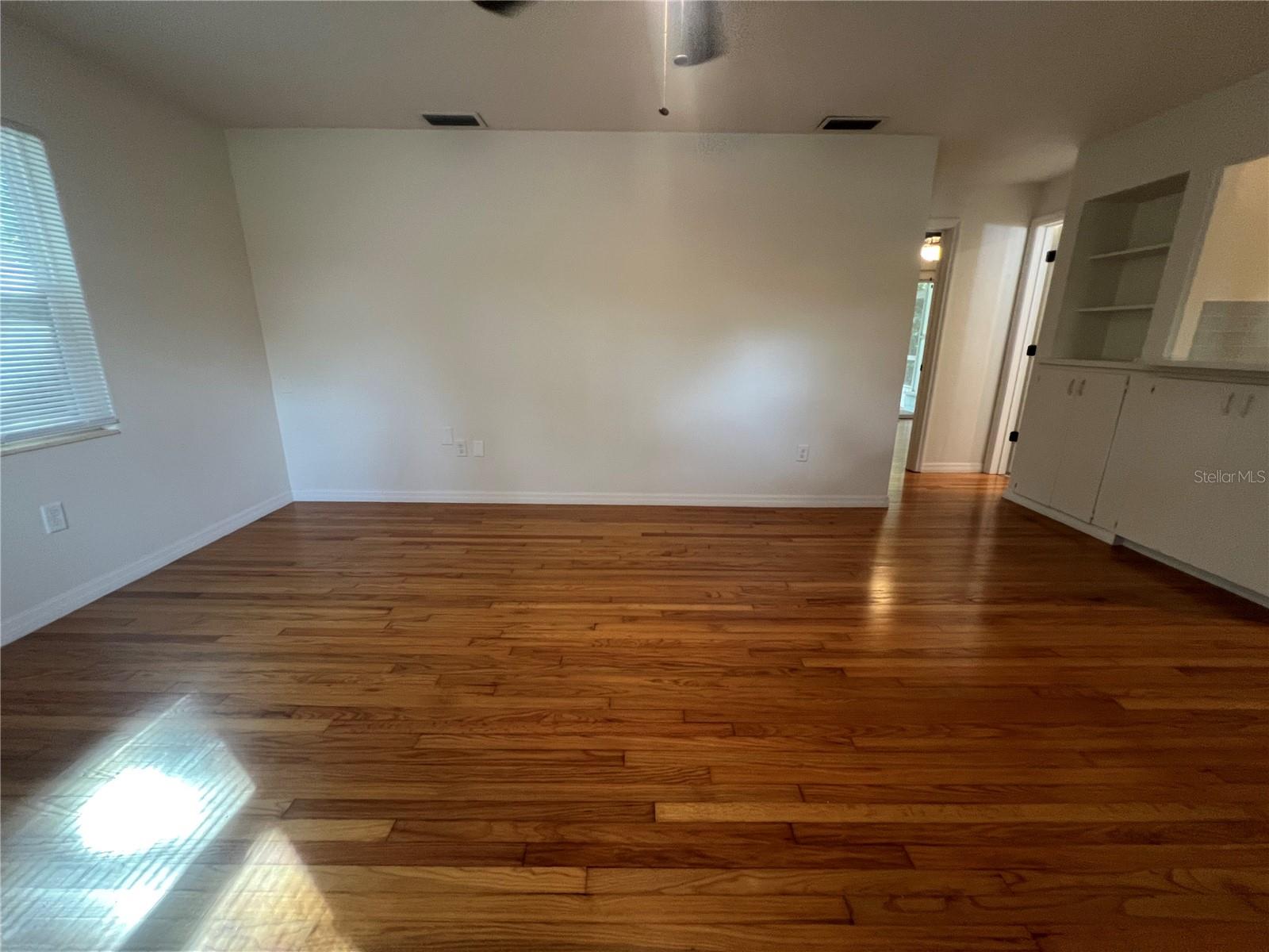 Image 10 of 34 For 1222 3rd Street