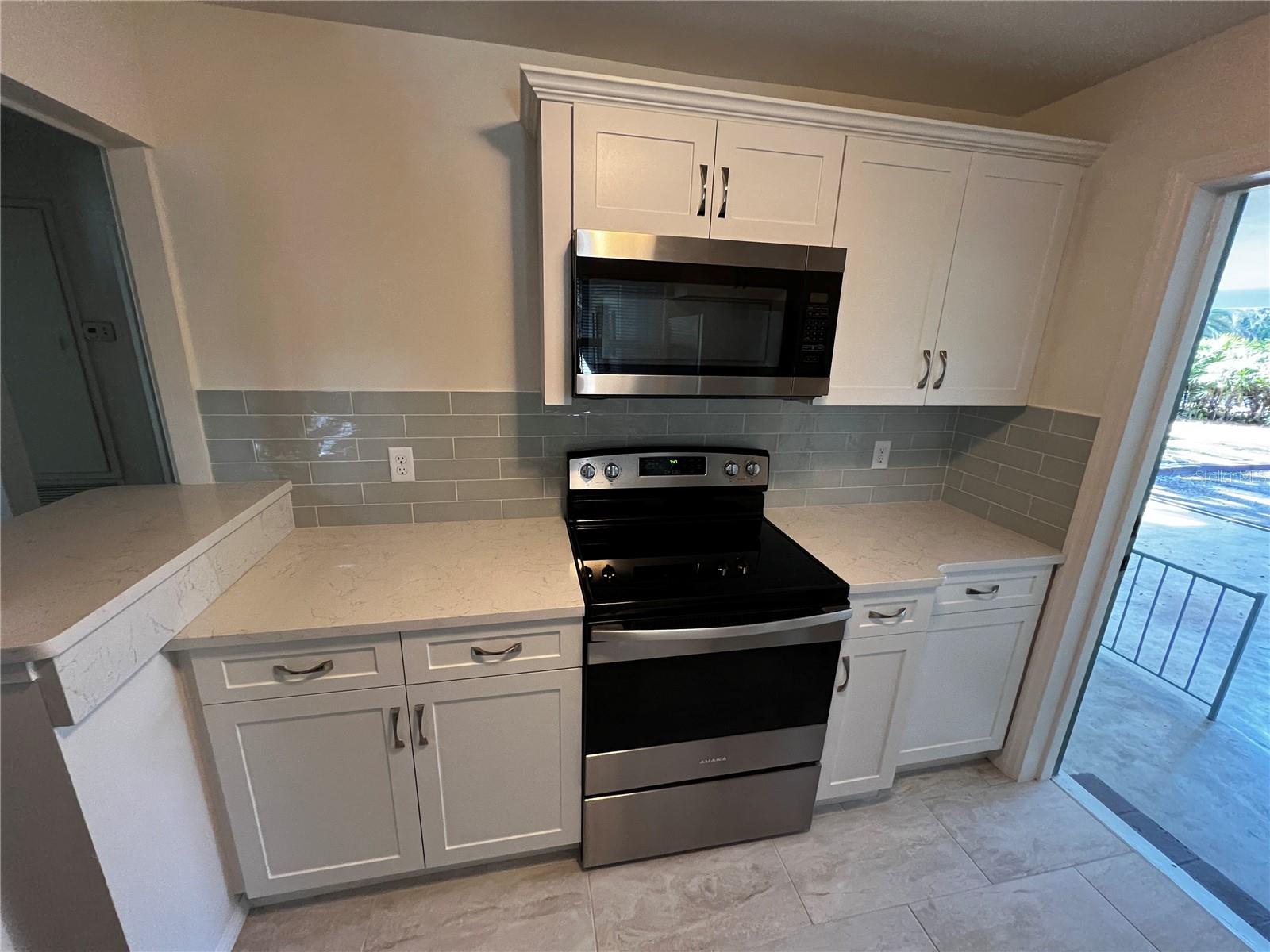 Image 14 of 34 For 1222 3rd Street