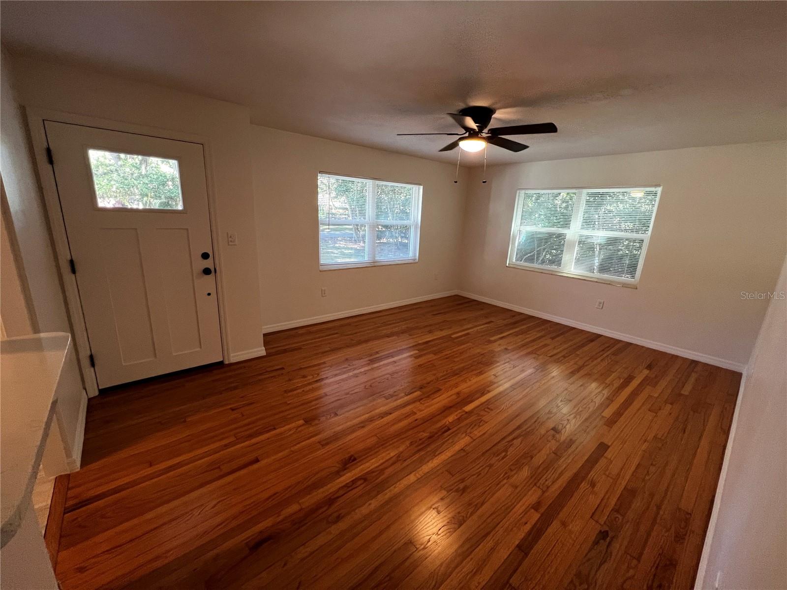 Image 5 of 34 For 1222 3rd Street