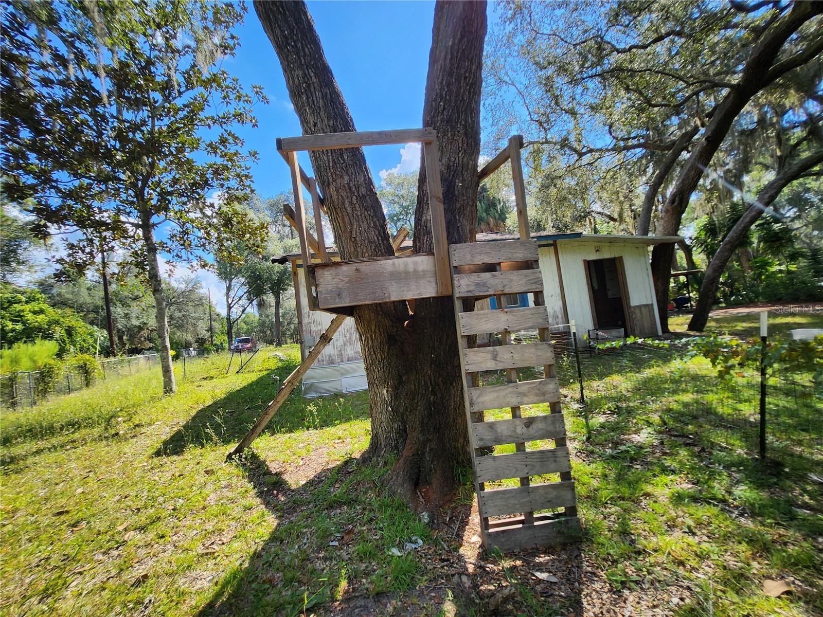 Image 3 of 42 For 16930 1st Lane