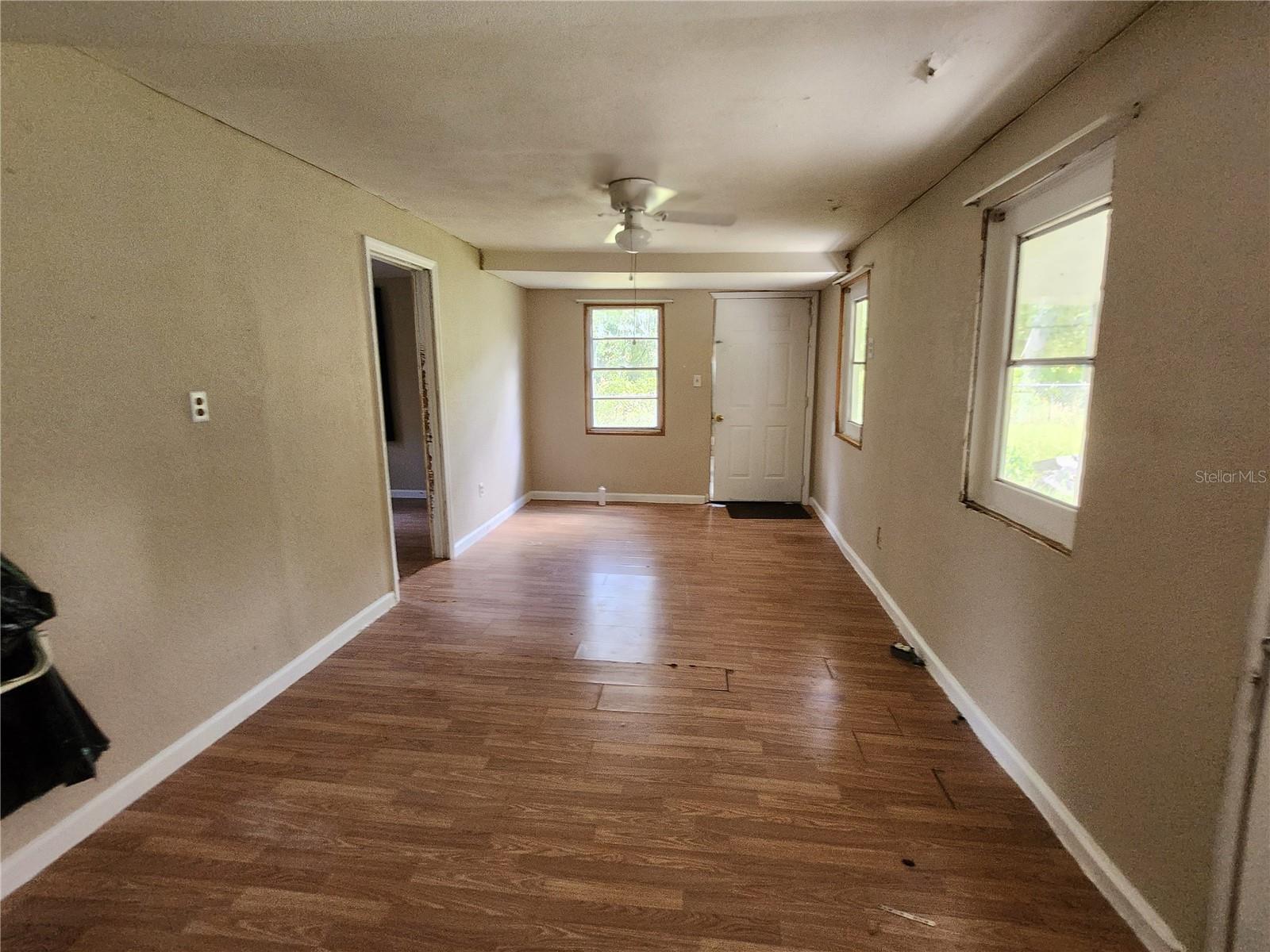 Image 8 of 42 For 16930 1st Lane