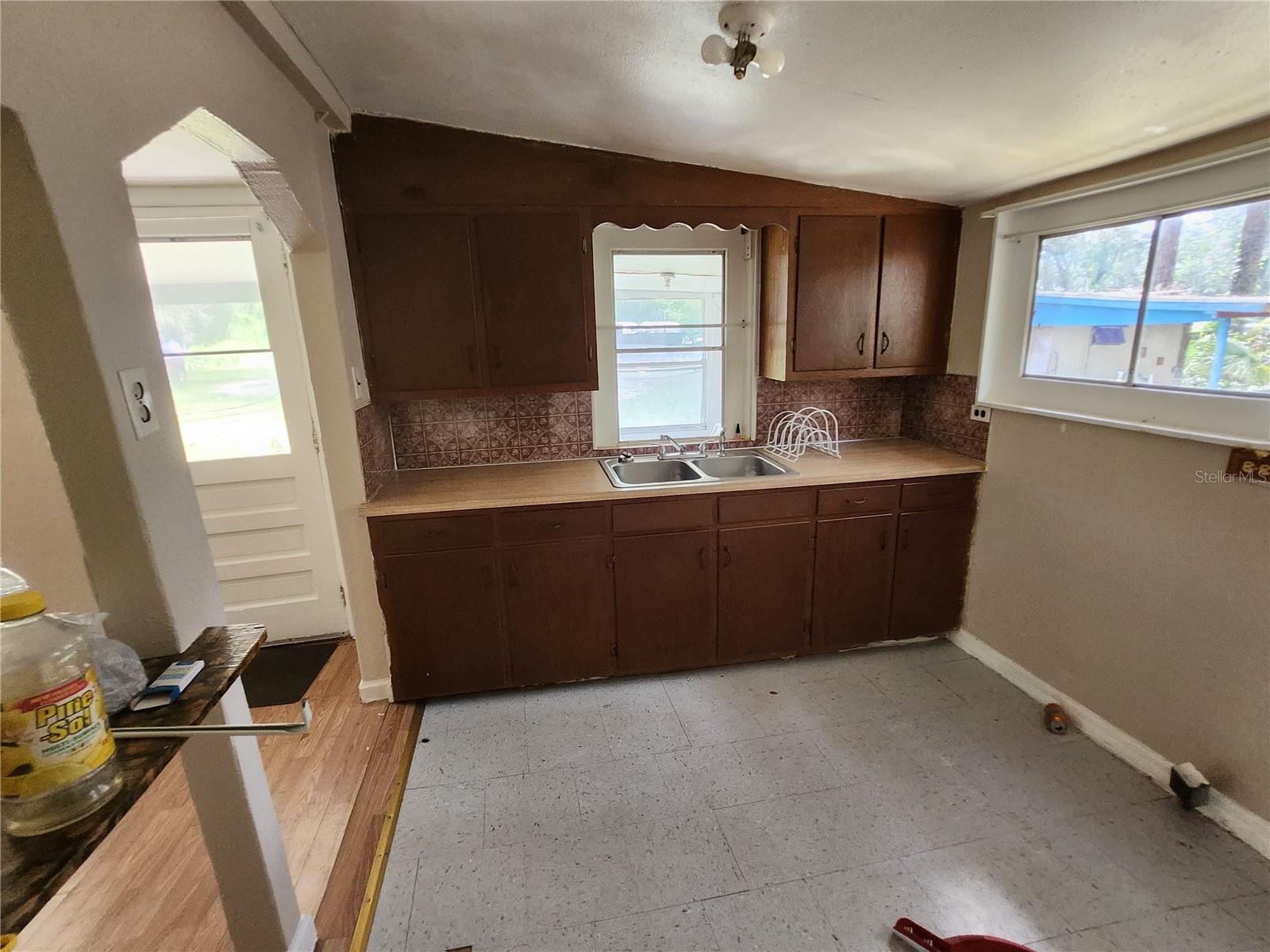 Image 9 of 42 For 16930 1st Lane