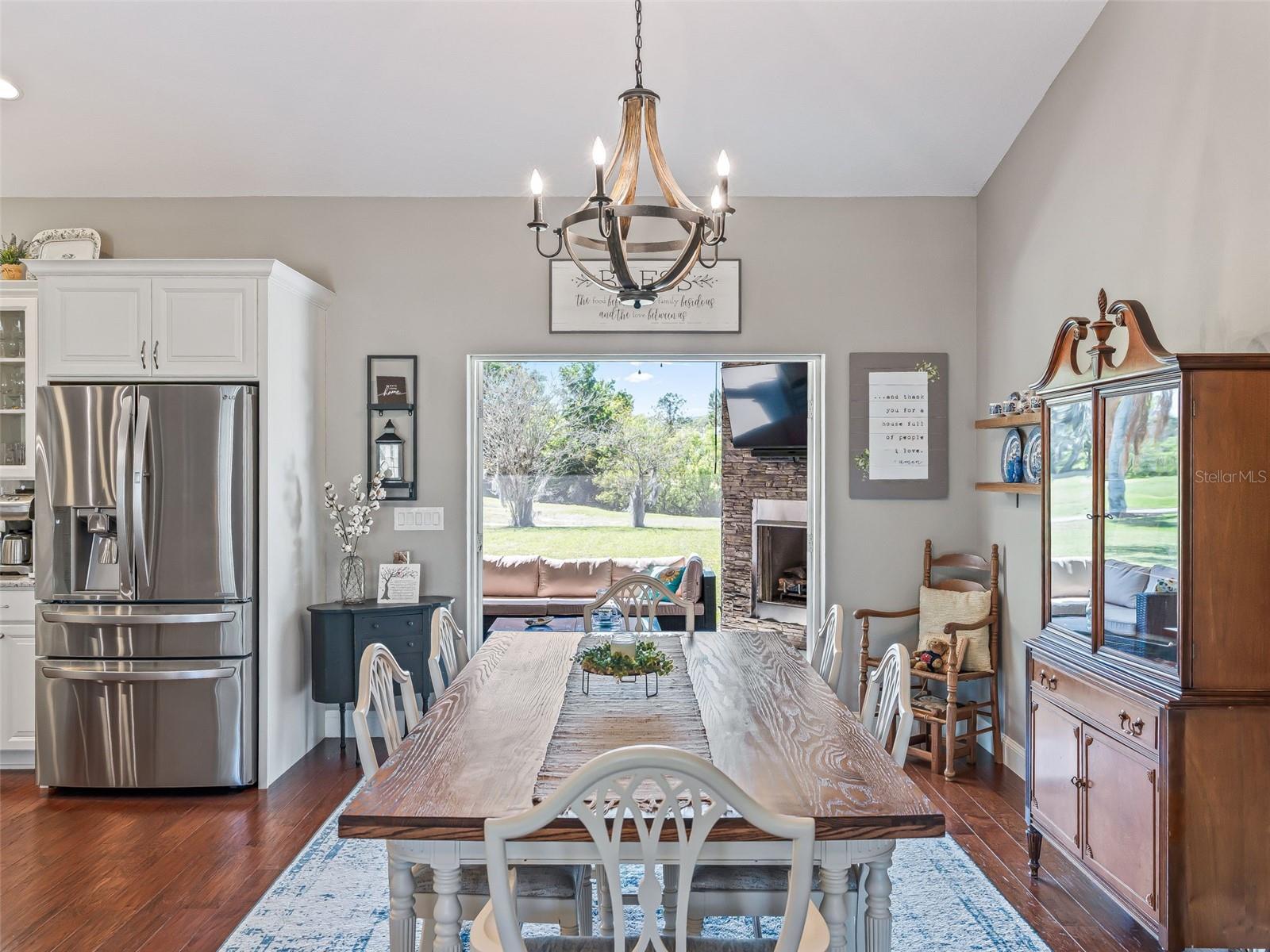 Image 10 of 54 For 1410 Meadow View Way