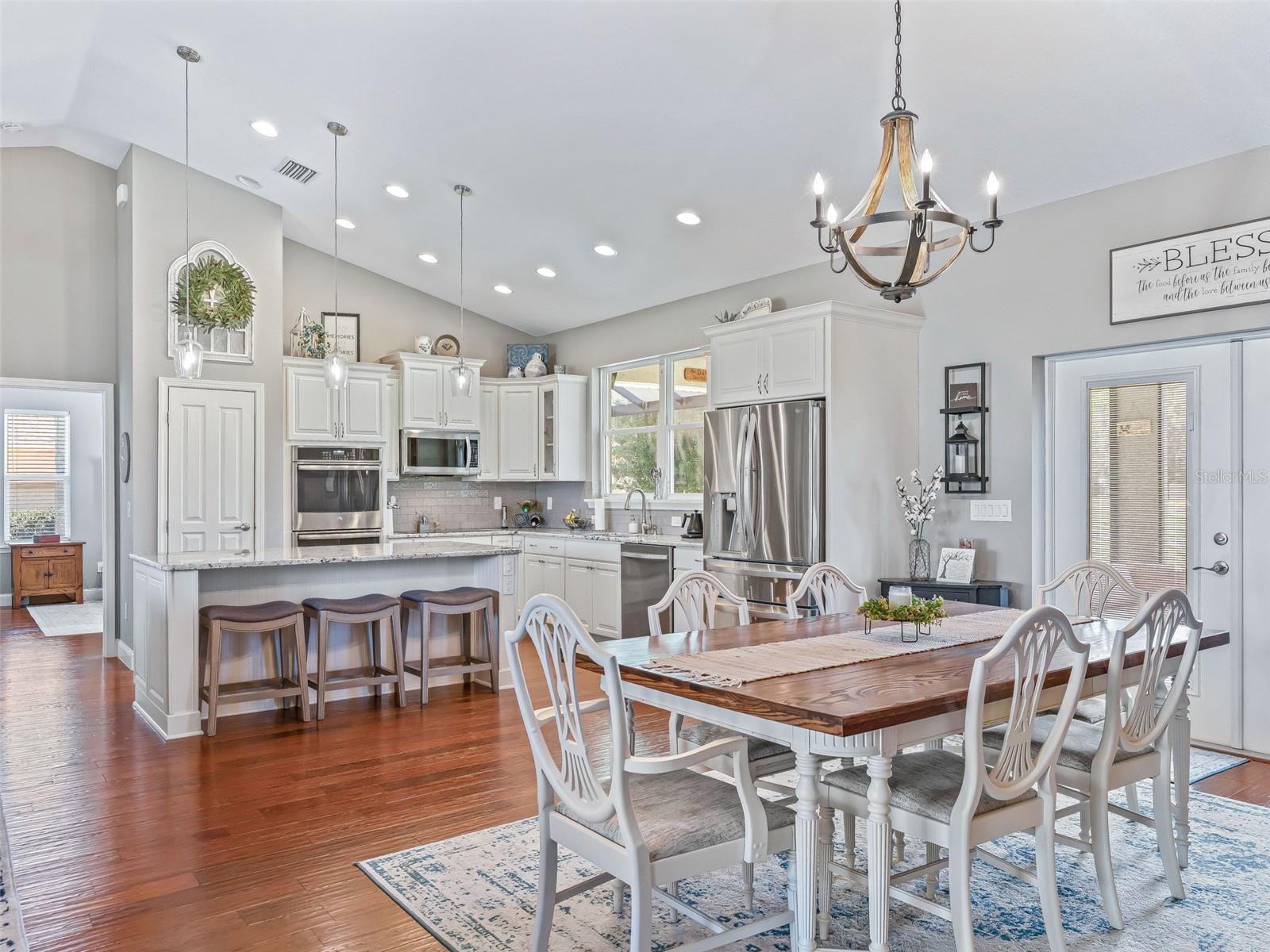 Image 11 of 54 For 1410 Meadow View Way