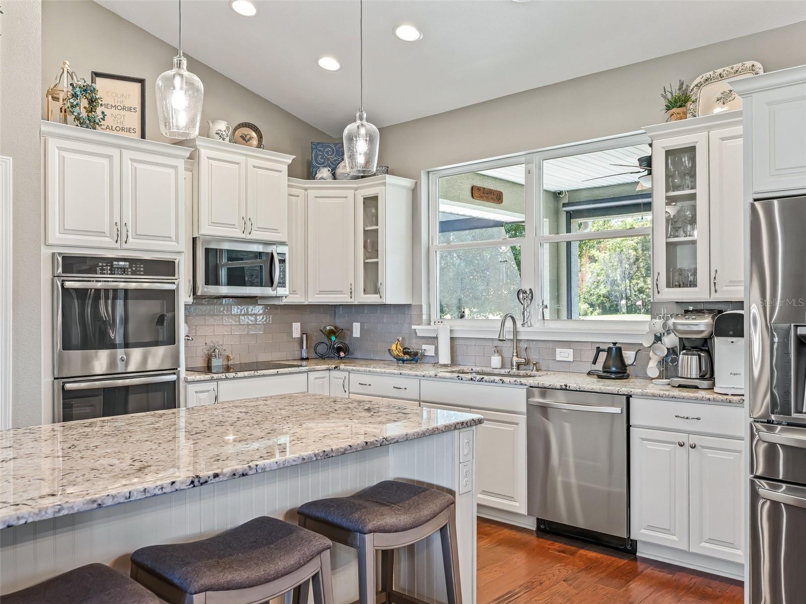 Image 13 of 54 For 1410 Meadow View Way