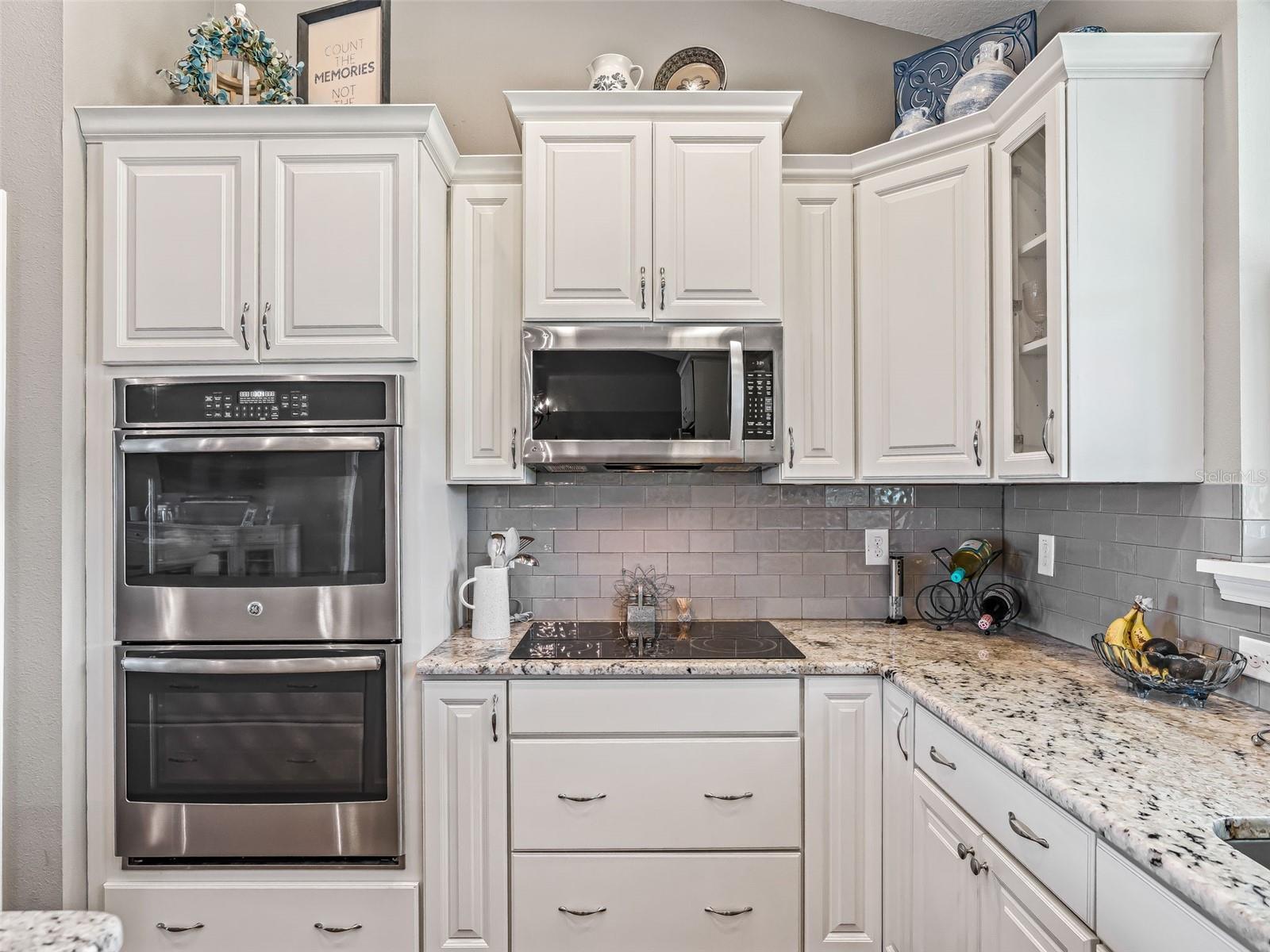 Image 16 of 54 For 1410 Meadow View Way