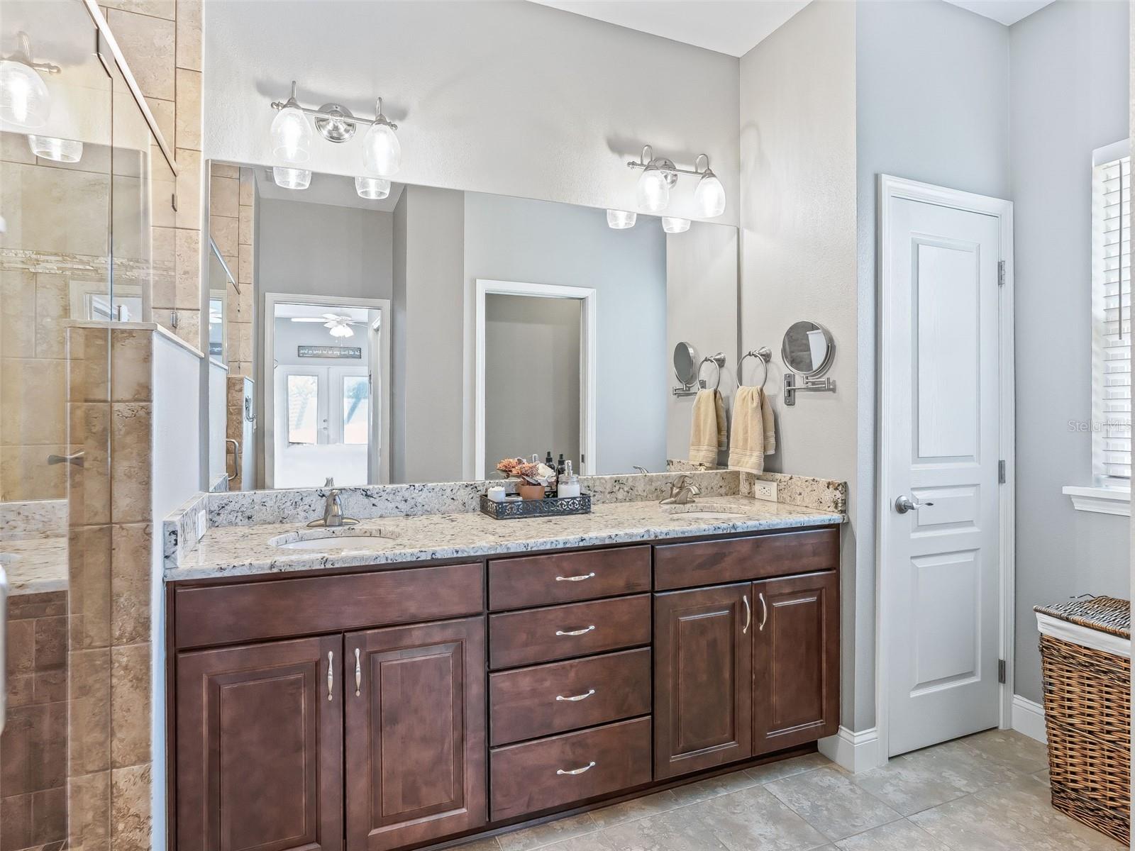 Image 22 of 54 For 1410 Meadow View Way