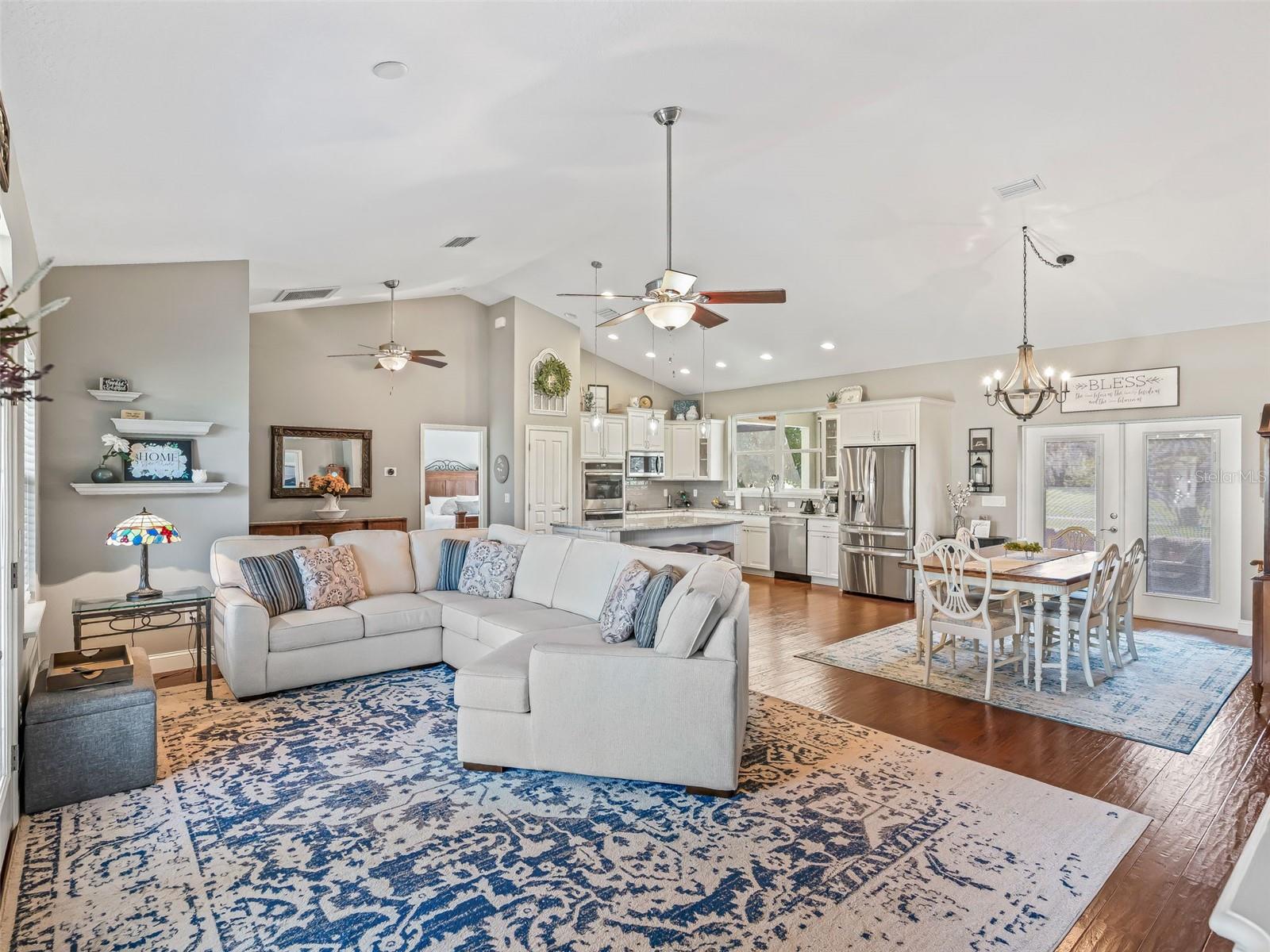 Image 7 of 54 For 1410 Meadow View Way