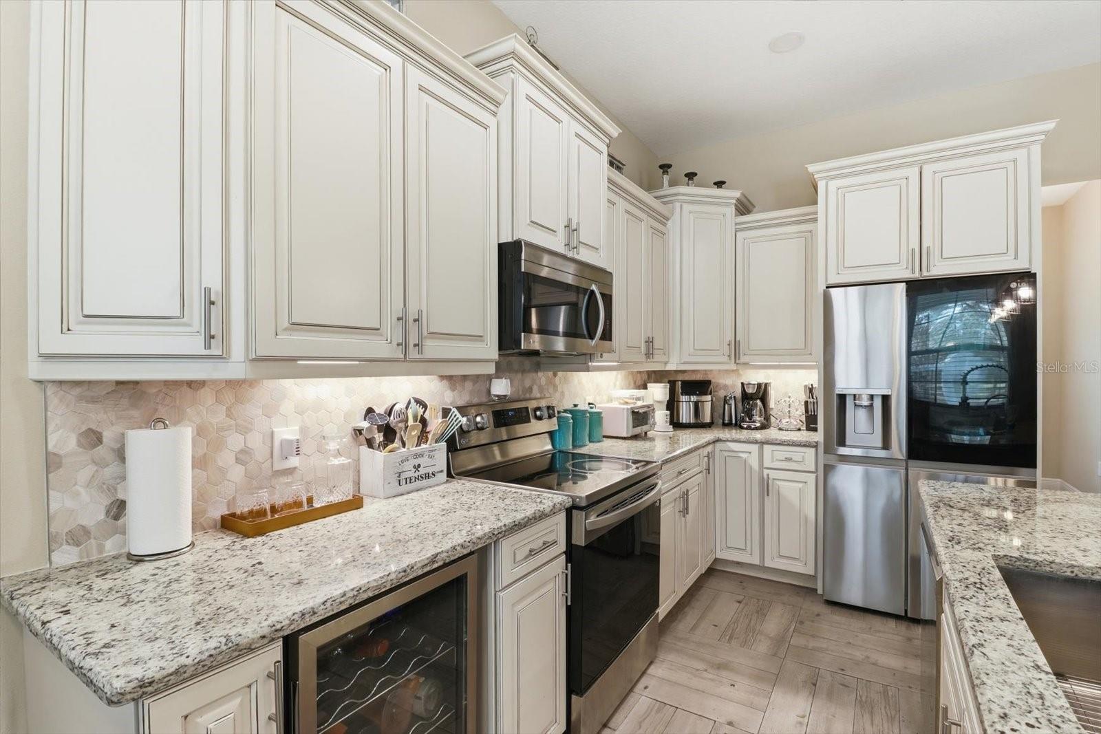 Listing photo id 12 for 16146 Magnolia Warbler Road