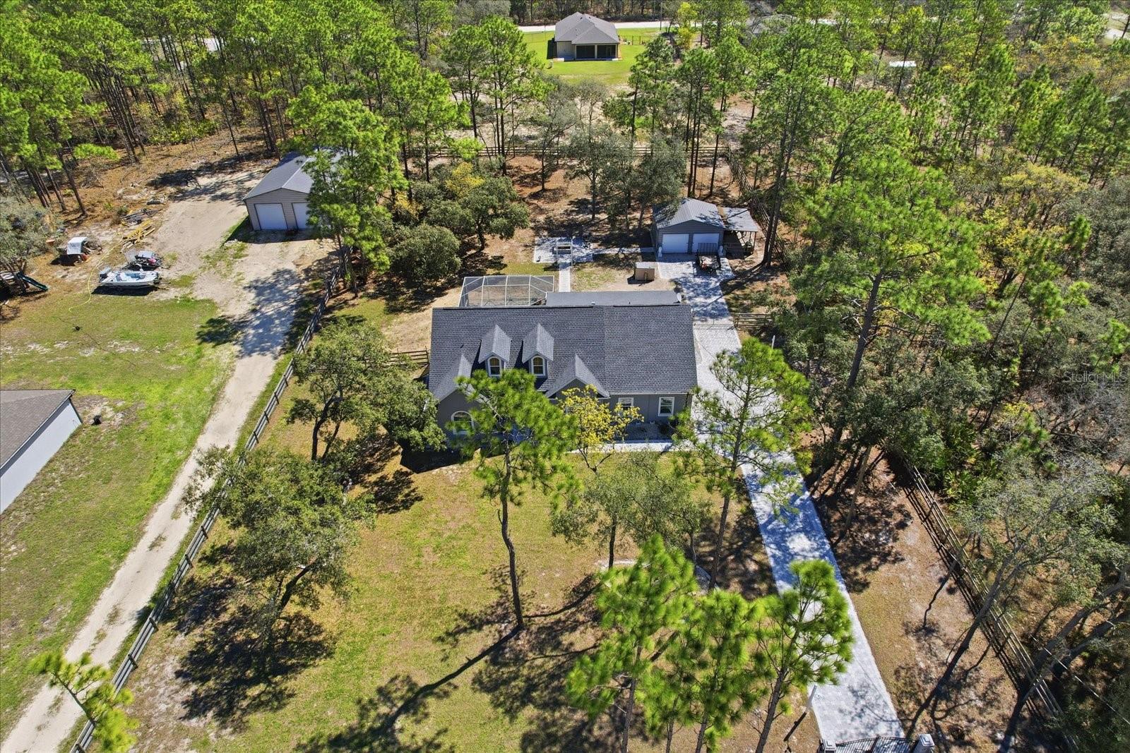 Listing photo id 39 for 16146 Magnolia Warbler Road