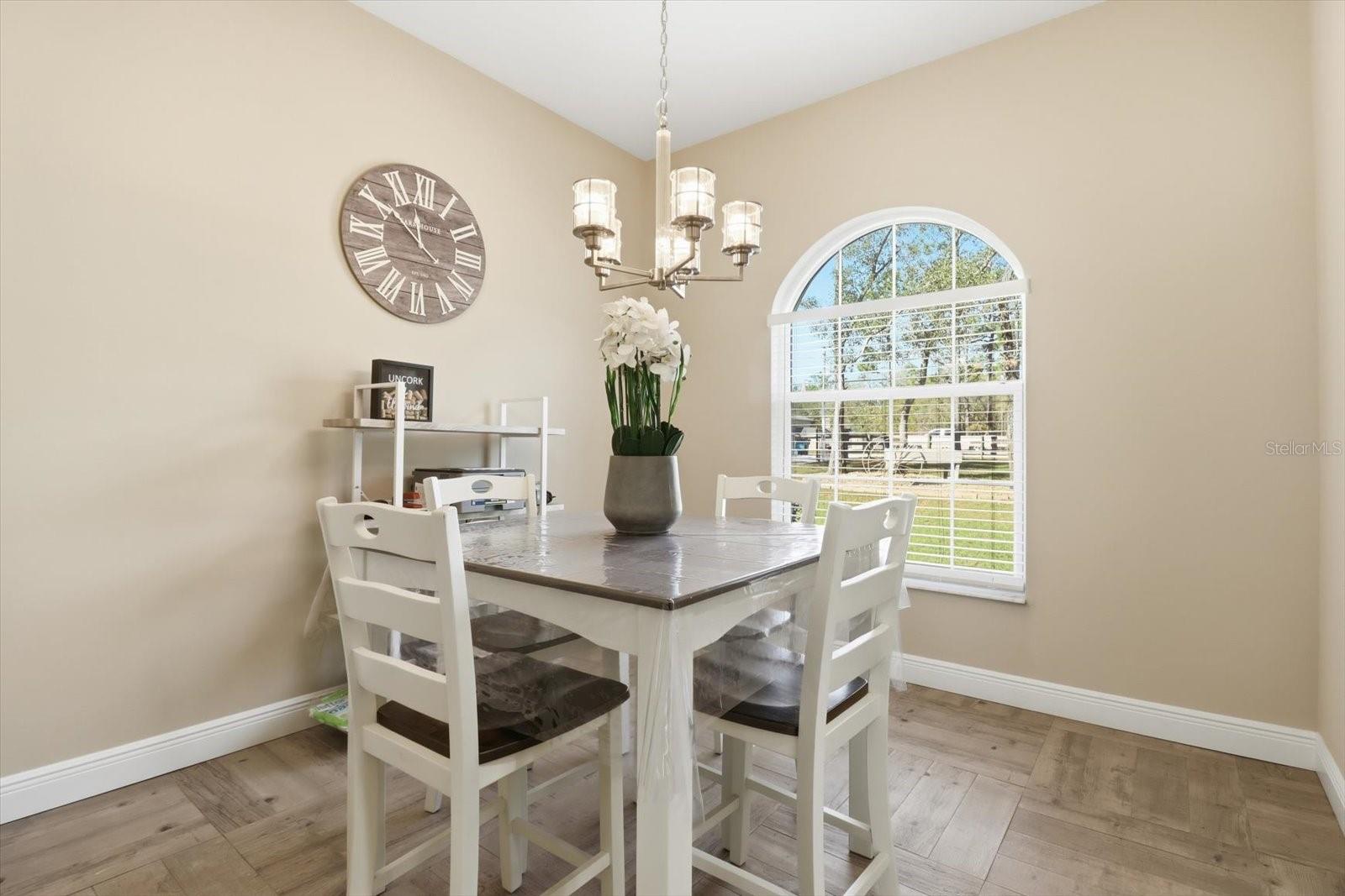 Listing photo id 5 for 16146 Magnolia Warbler Road