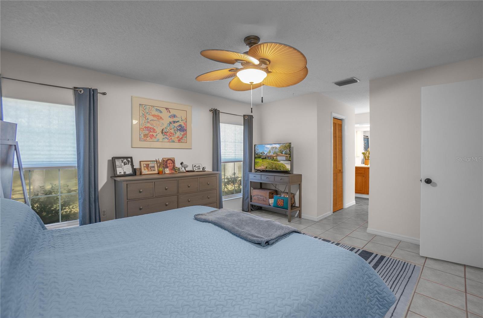 Image 17 of 56 For 826 Gaines Lane