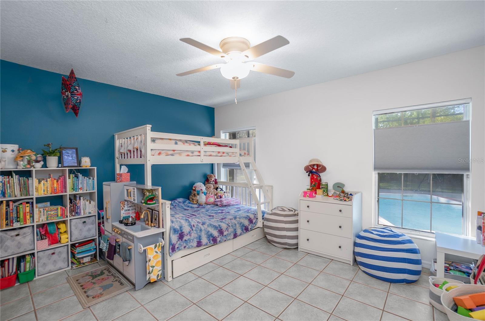 Image 20 of 56 For 826 Gaines Lane