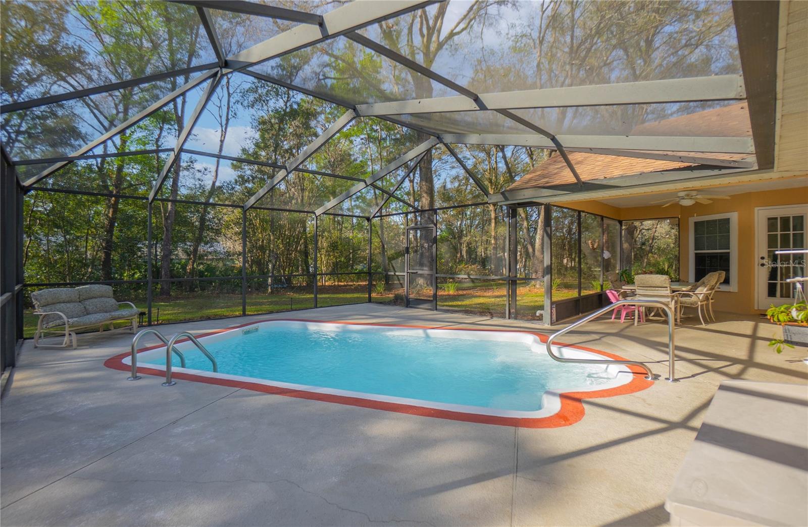 Image 29 of 56 For 826 Gaines Lane