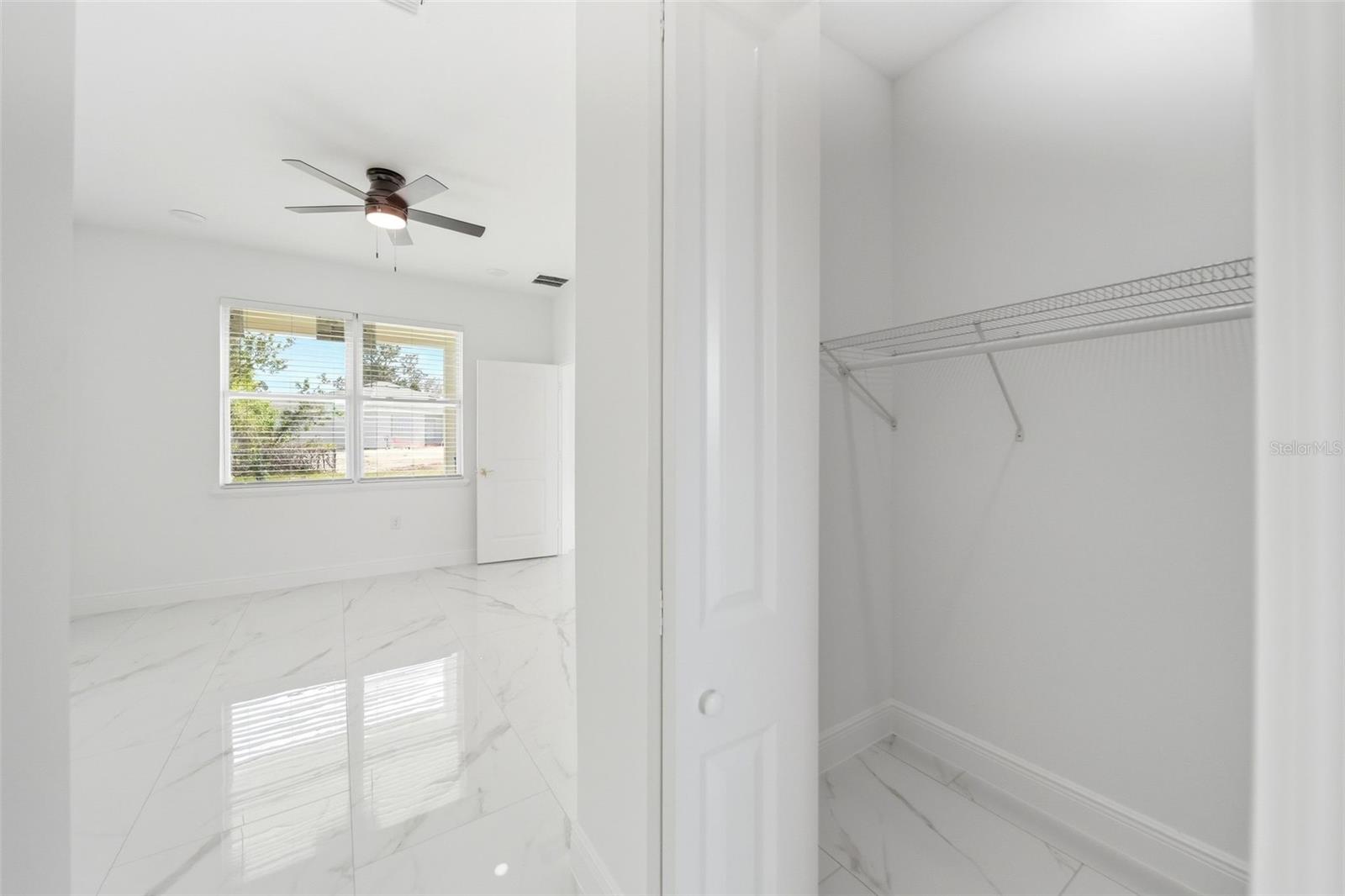 Image 17 of 35 For 2180 Cogan Drive Se