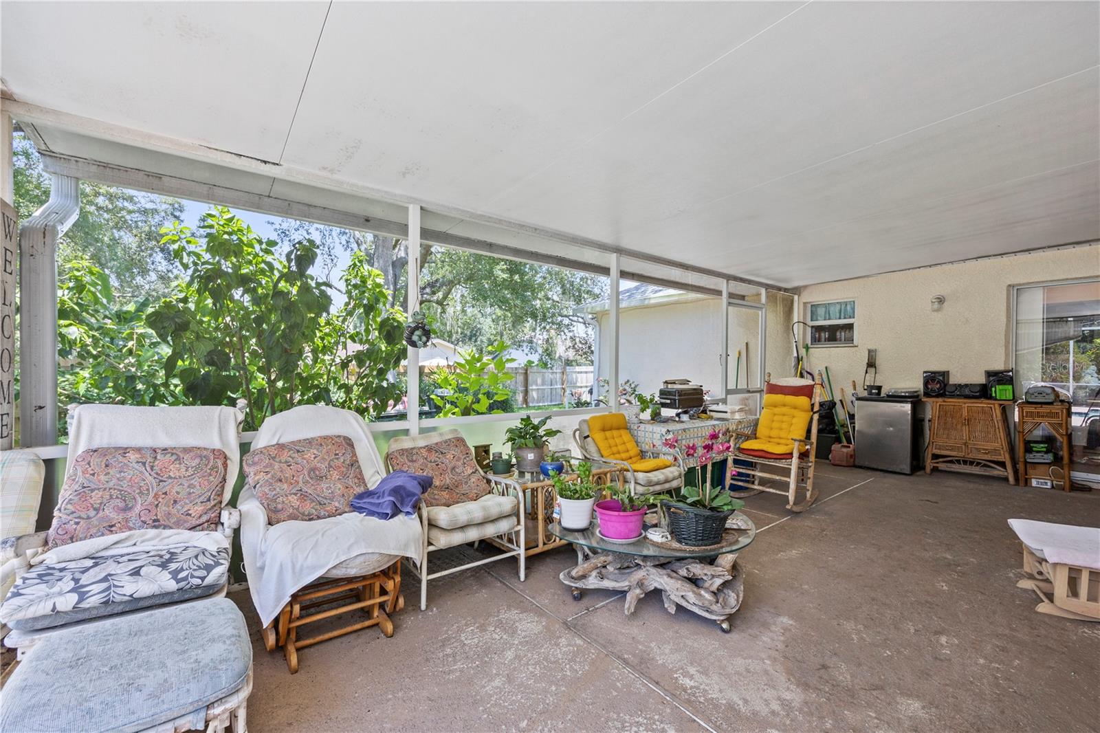 Listing photo id 32 for 8453 Apple Orchard Road