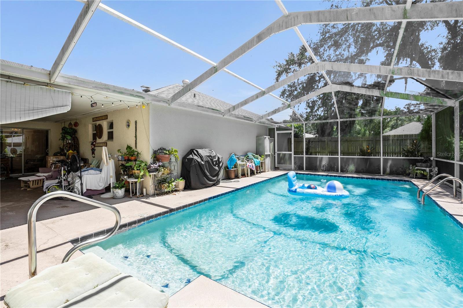 Listing photo id 34 for 8453 Apple Orchard Road