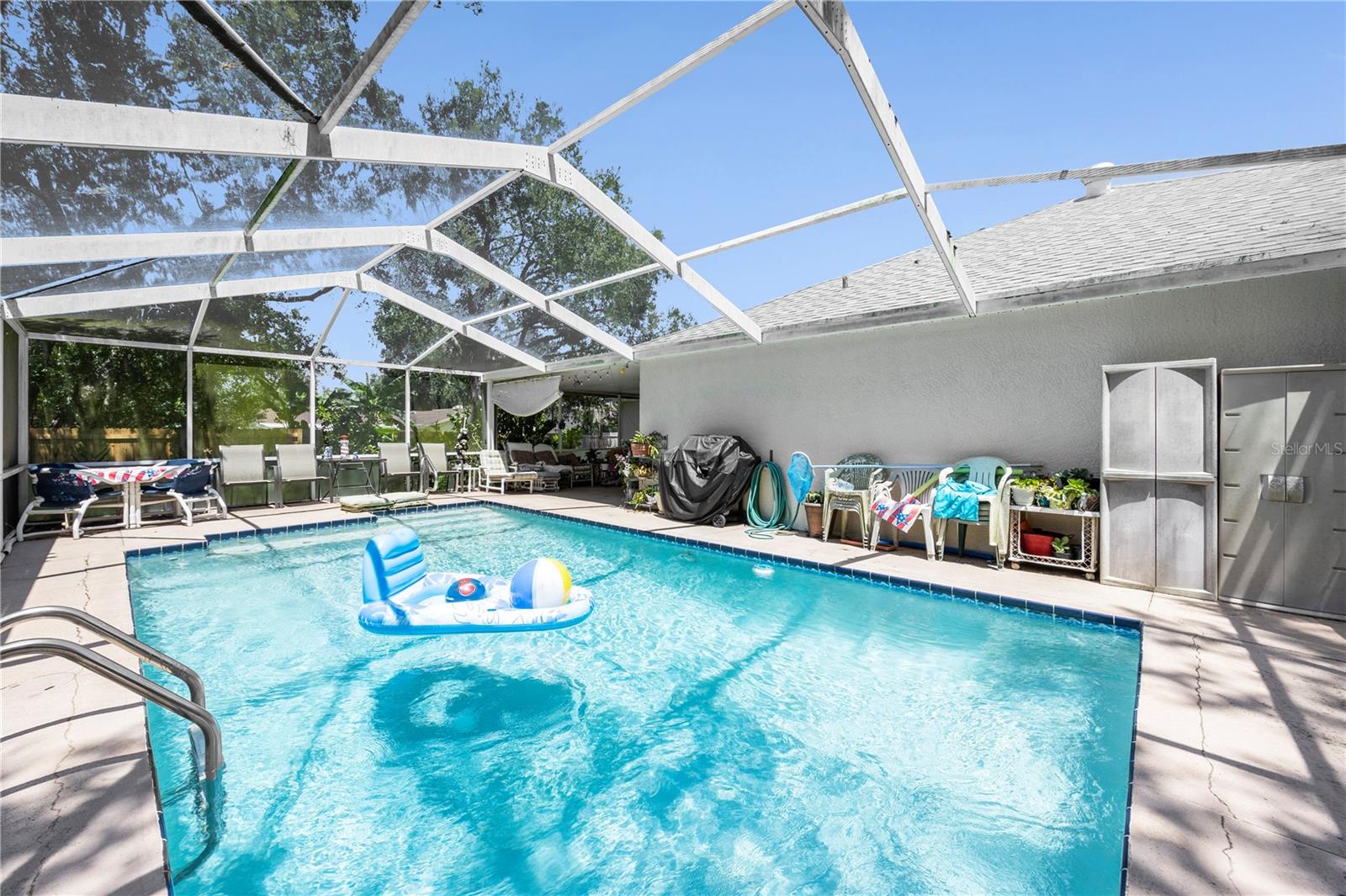 Listing photo id 35 for 8453 Apple Orchard Road