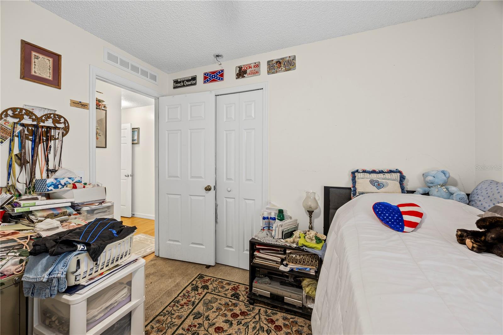 Listing photo id 49 for 8453 Apple Orchard Road