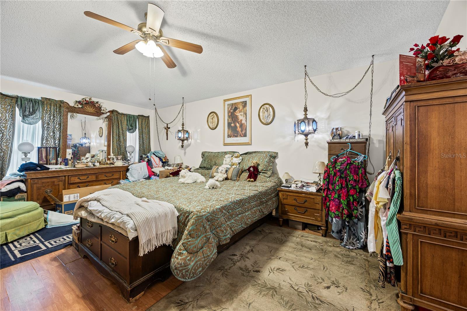 Listing photo id 50 for 8453 Apple Orchard Road