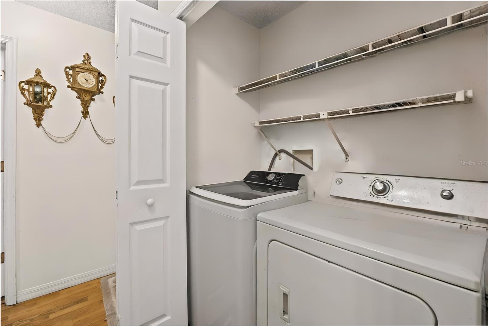 Listing photo id 6 for 8453 Apple Orchard Road