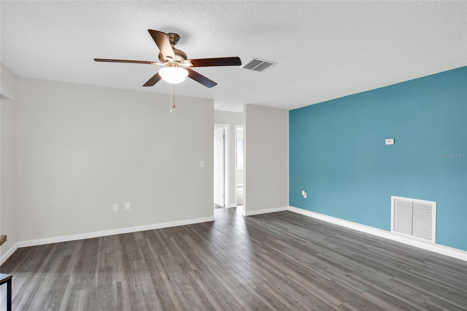 Image 15 of 45 For 317 Bahia Circle