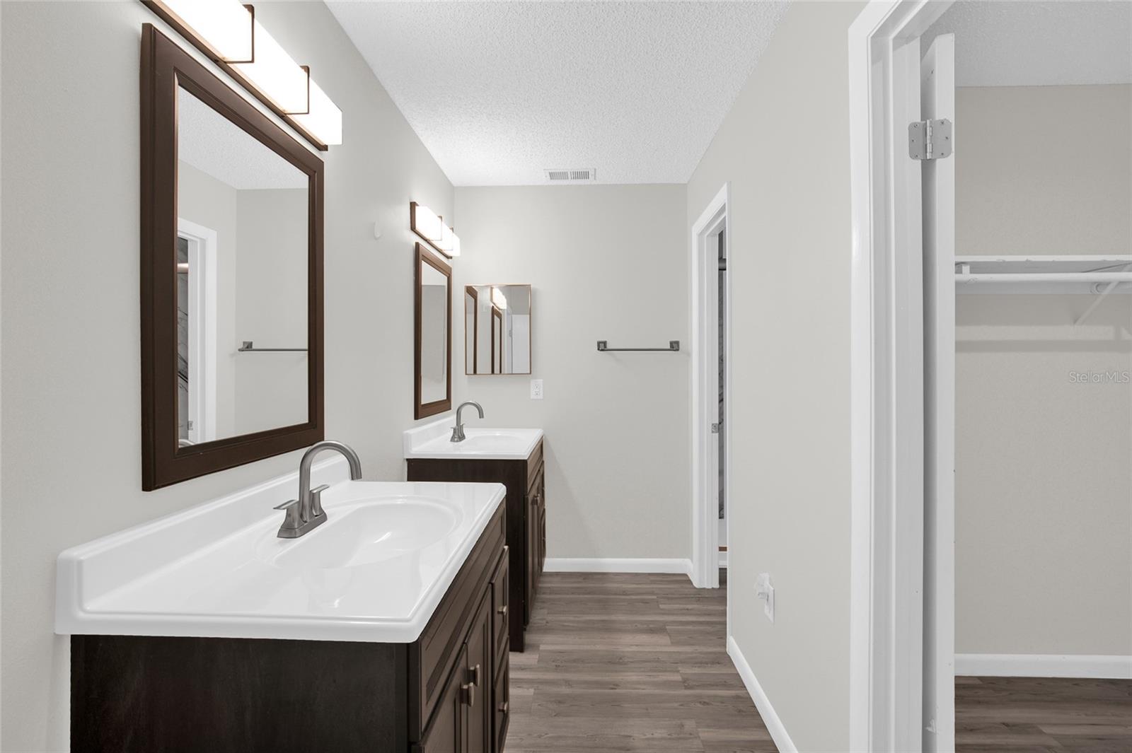 Image 23 of 45 For 317 Bahia Circle