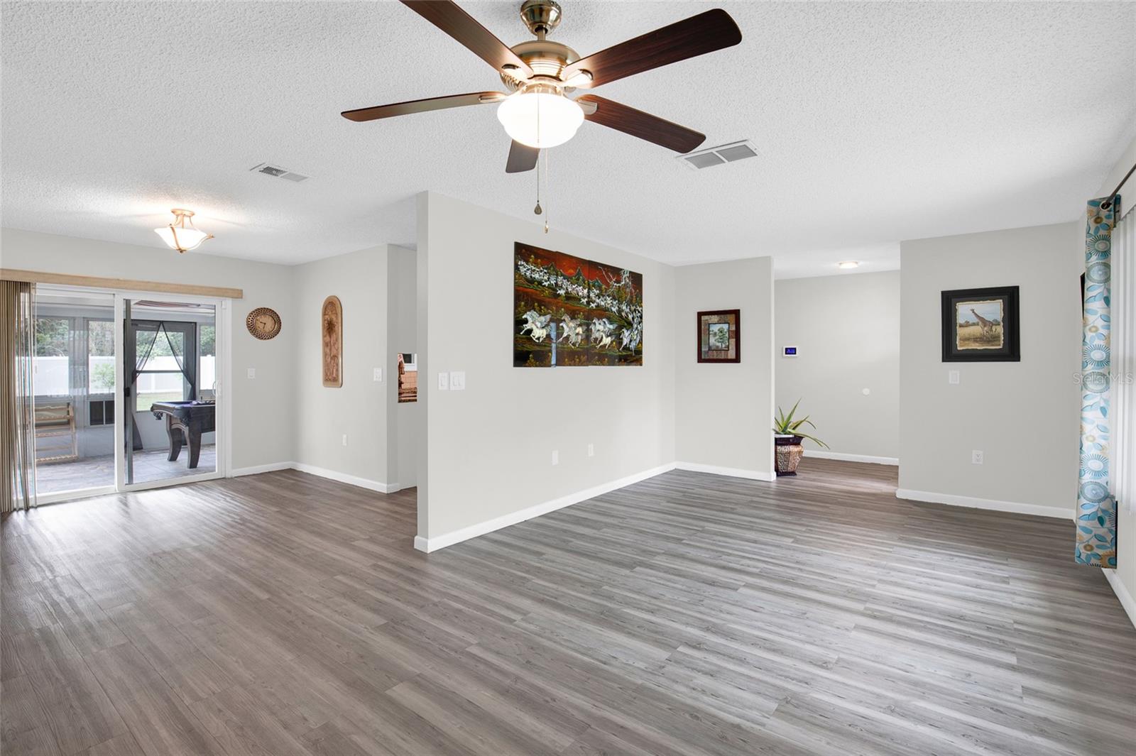 Image 7 of 45 For 317 Bahia Circle