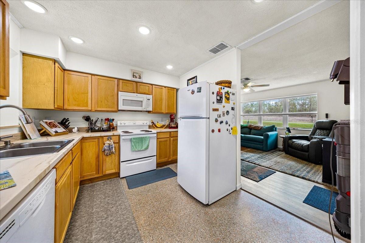 Image 10 of 42 For 23177 Beach Boulevard