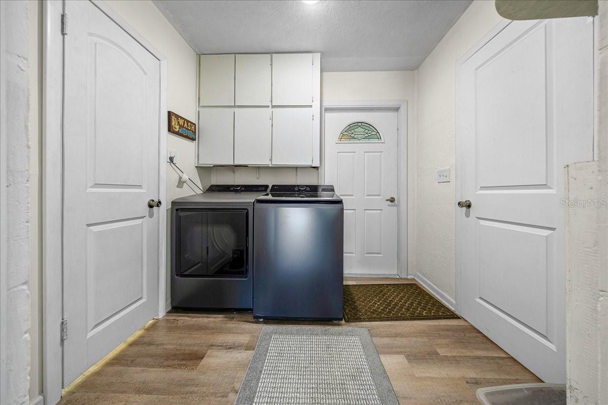 Image 17 of 42 For 23177 Beach Boulevard