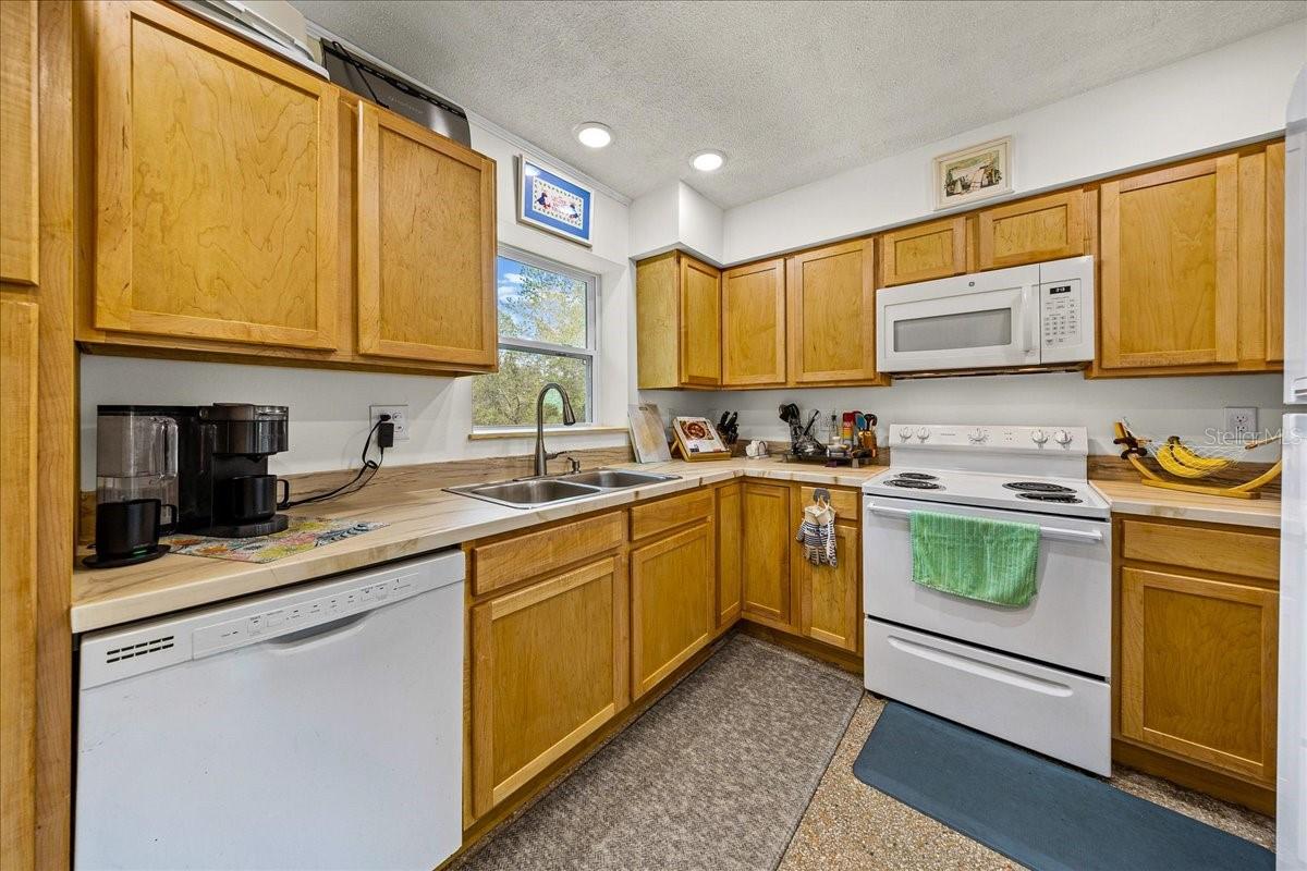 Image 9 of 42 For 23177 Beach Boulevard