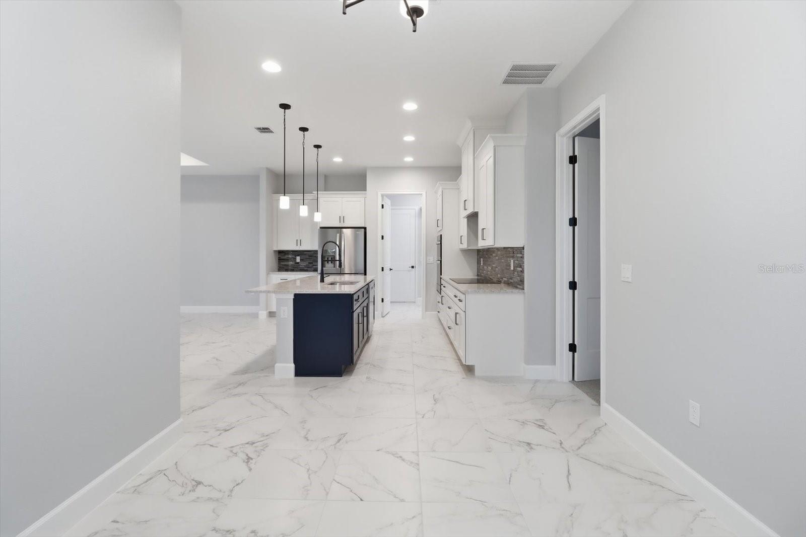 Image 14 of 46 For 2871 Mustang Boulevard 3