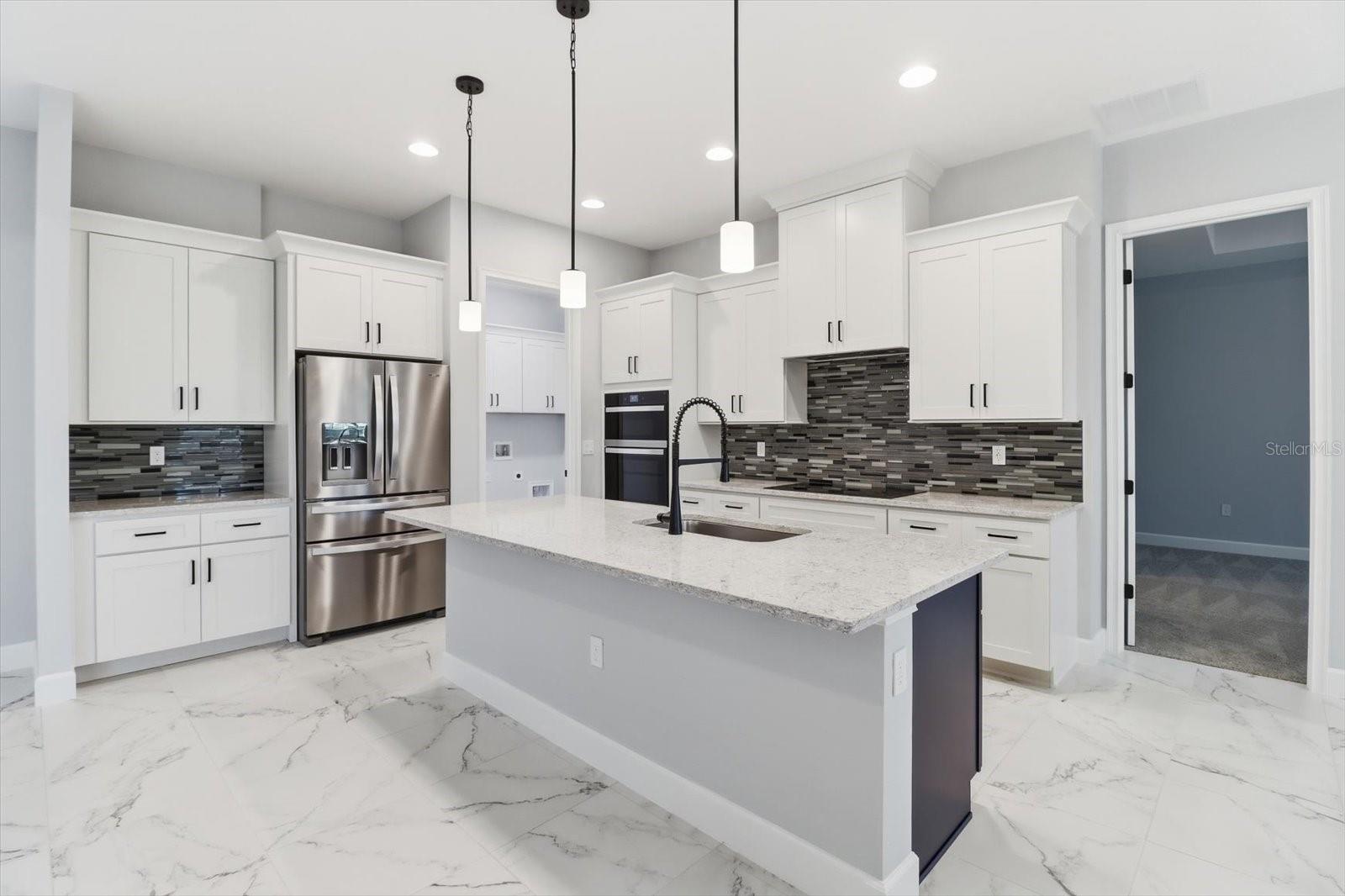 Image 15 of 46 For 2871 Mustang Boulevard 3