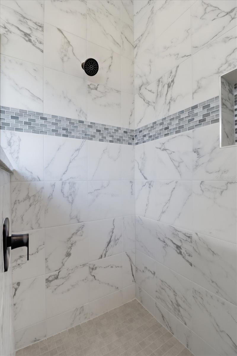 Image 31 of 46 For 2871 Mustang Boulevard 3