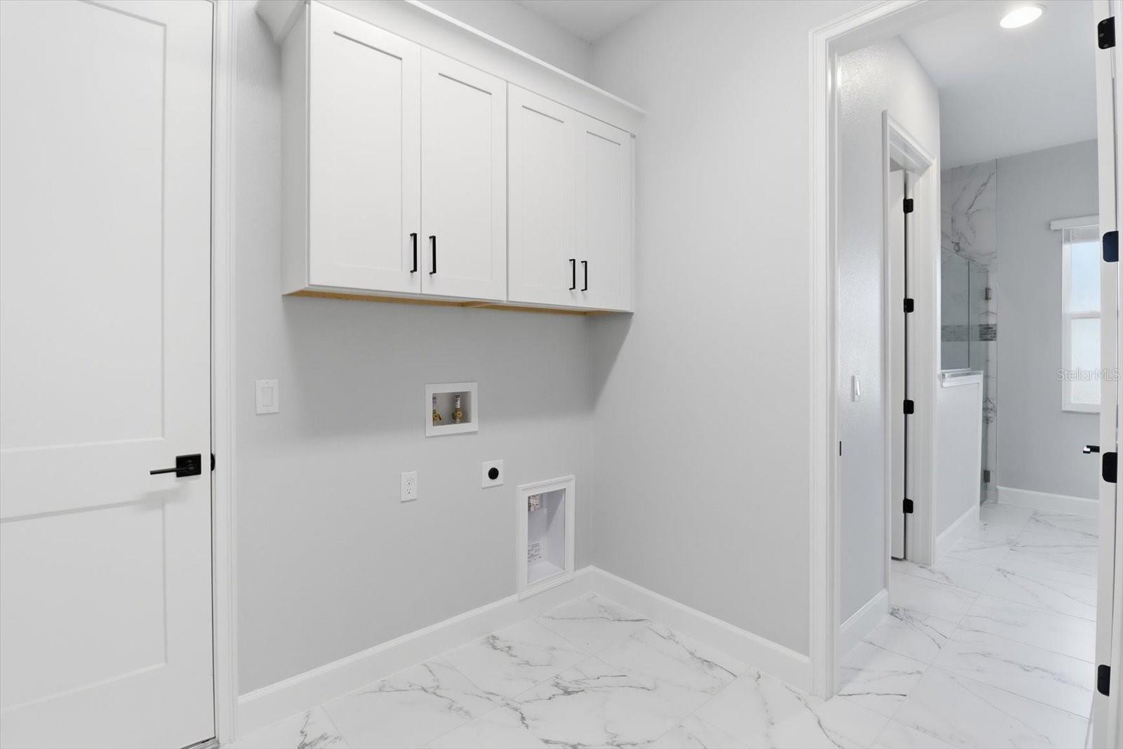 Image 33 of 46 For 2871 Mustang Boulevard 3