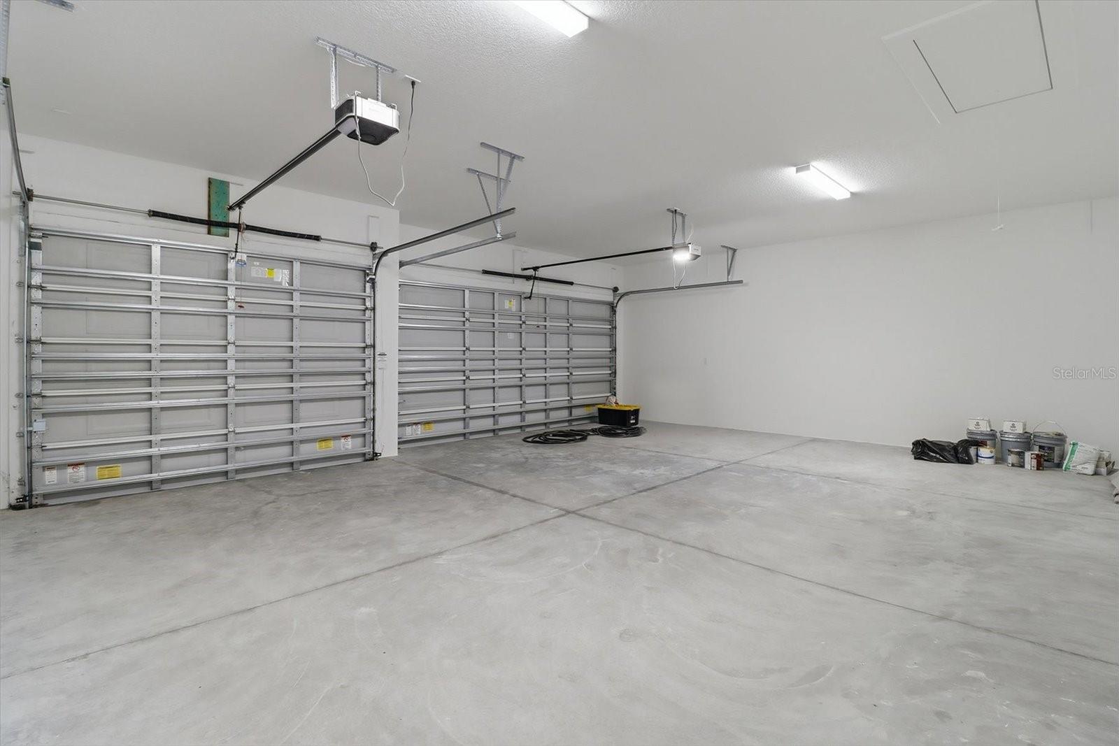 Image 37 of 46 For 2871 Mustang Boulevard 3