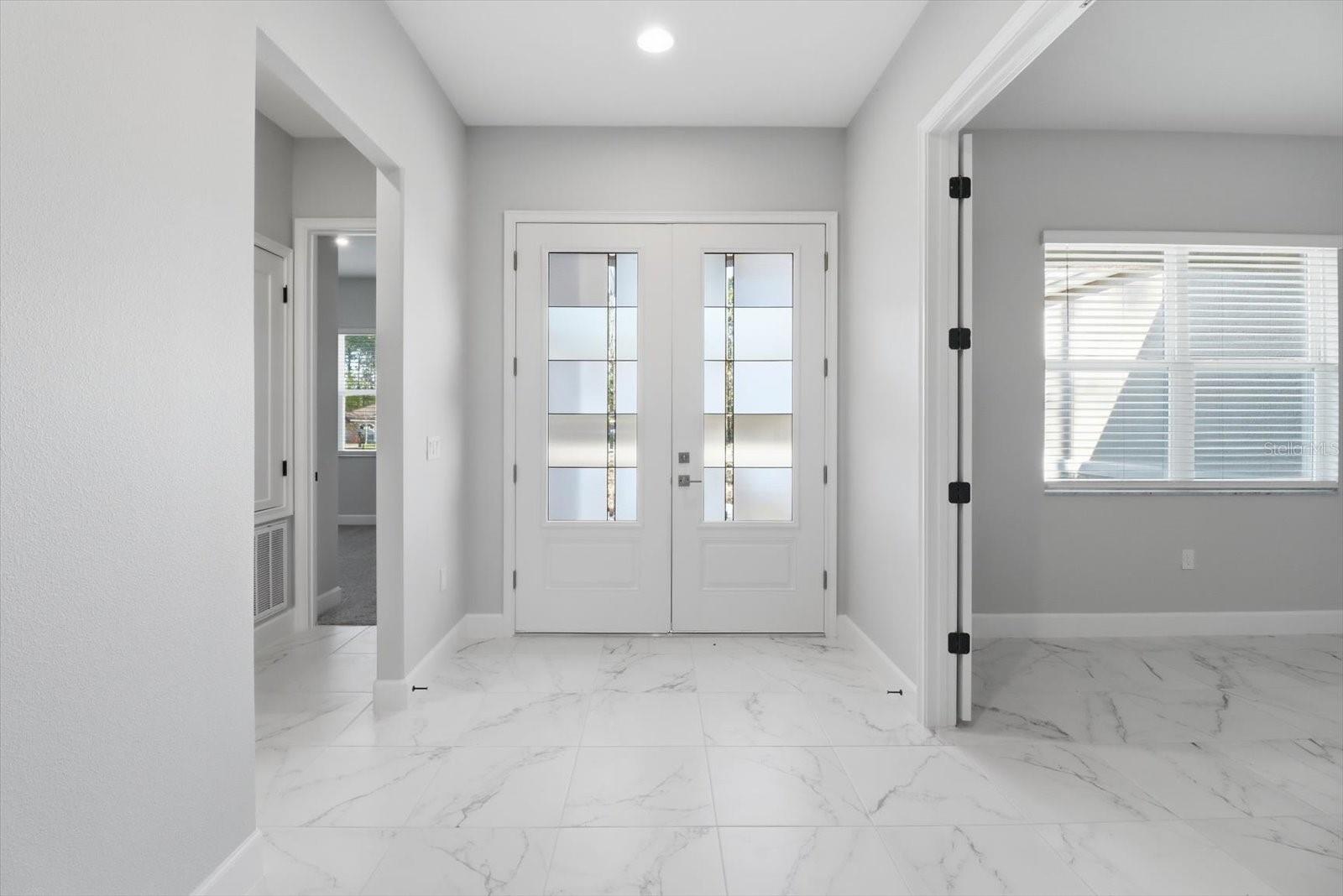 Image 5 of 46 For 2871 Mustang Boulevard 3