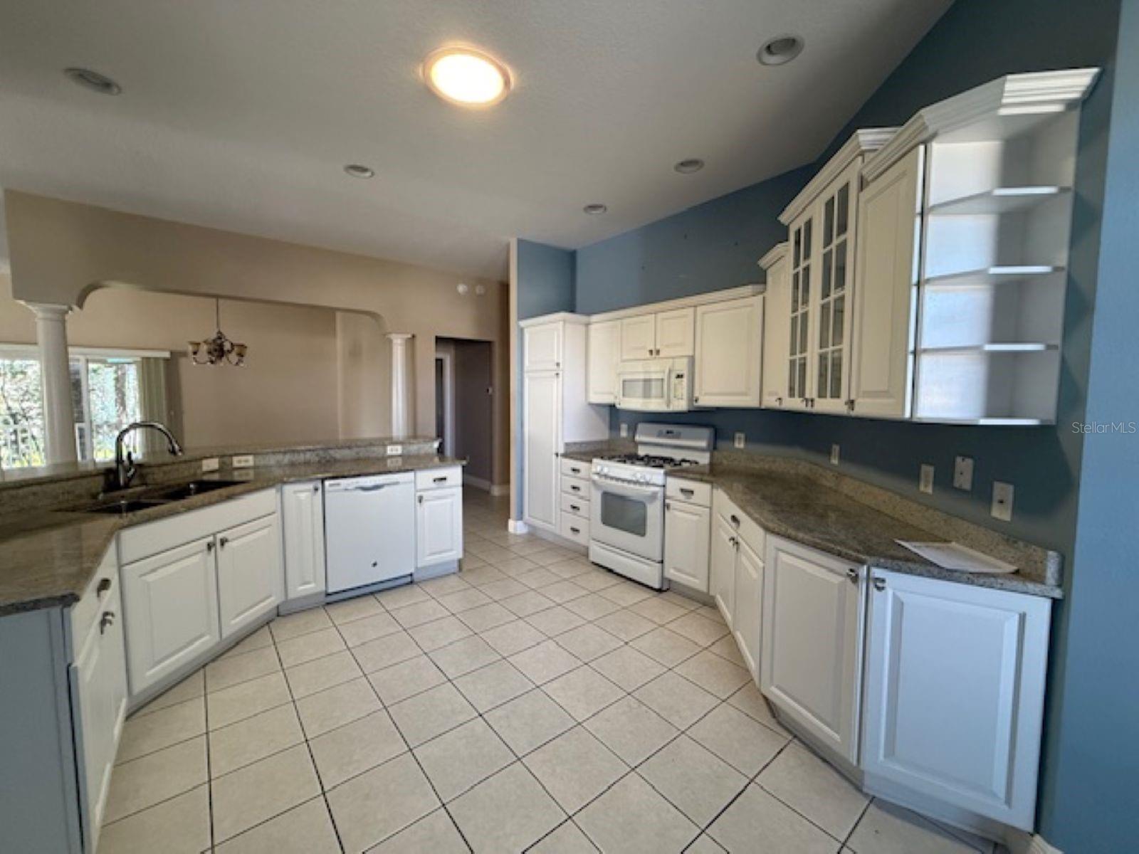 Image 4 of 14 For 1040 Dentsville Lane