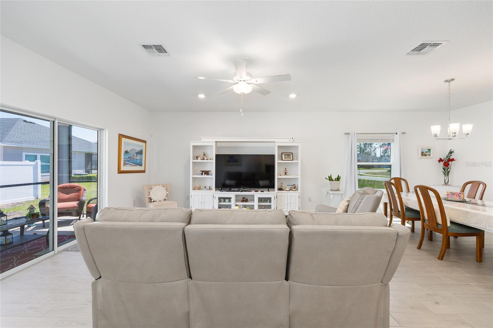 Image 10 of 41 For 7549 77th Avenue