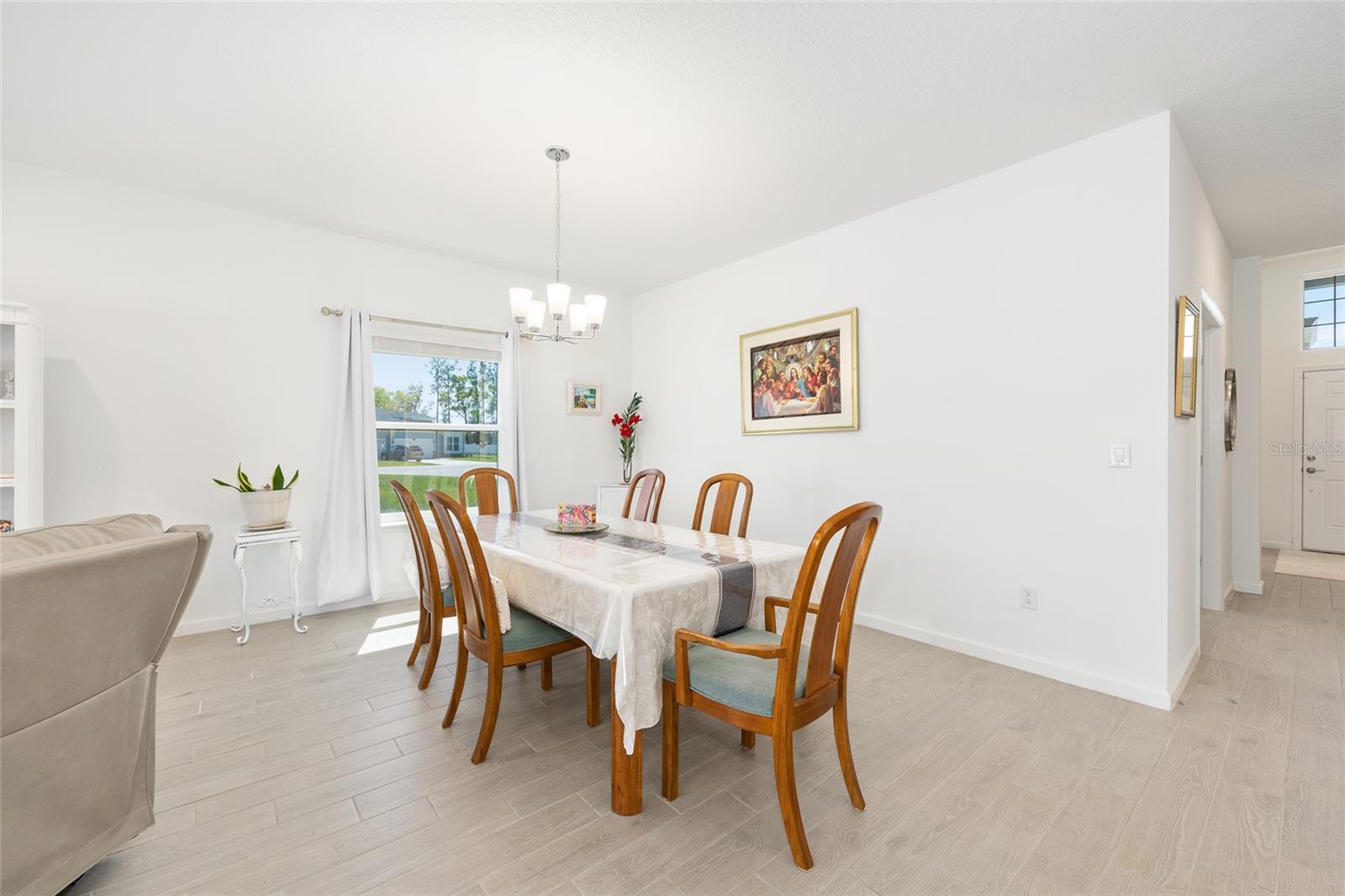 Image 13 of 41 For 7549 77th Avenue