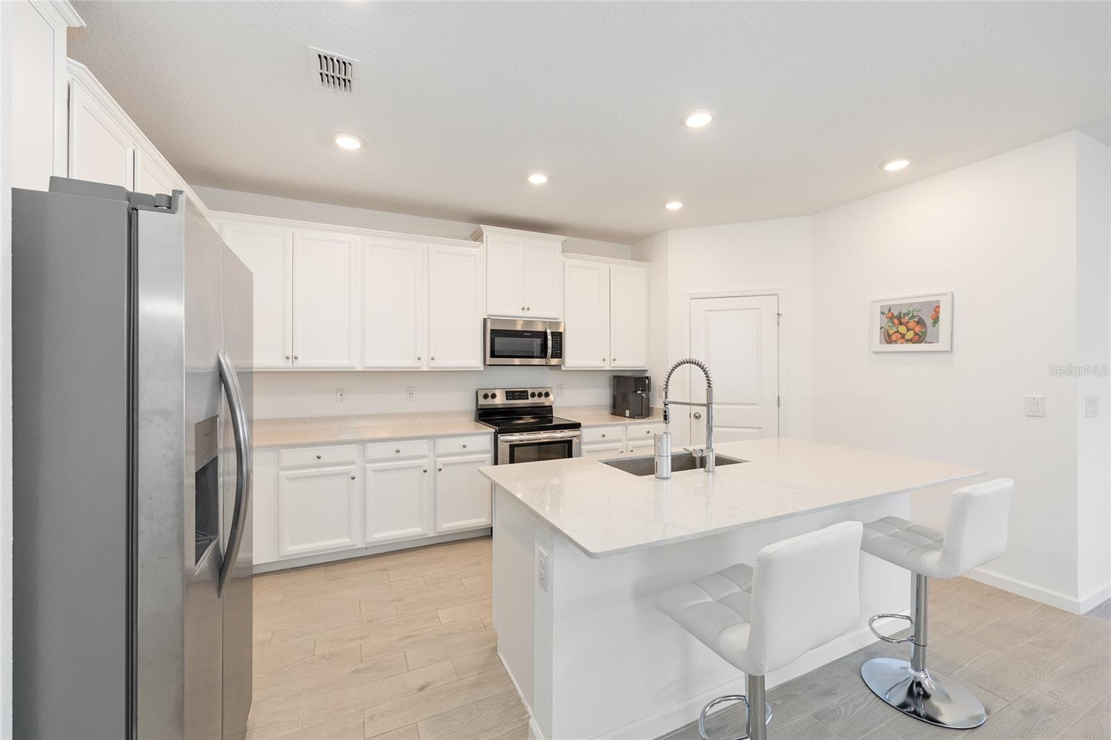 Image 17 of 41 For 7549 77th Avenue