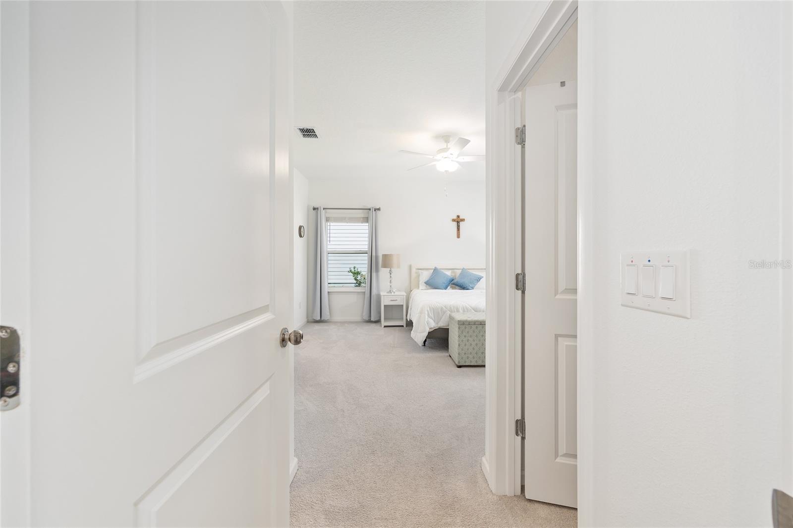 Image 19 of 41 For 7549 77th Avenue