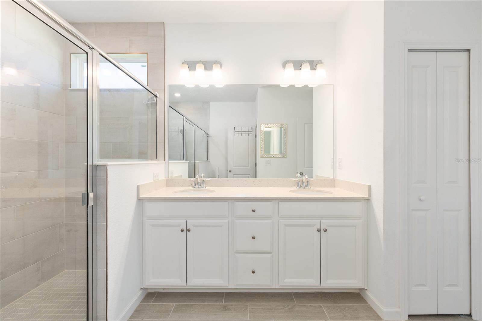 Image 23 of 41 For 7549 77th Avenue