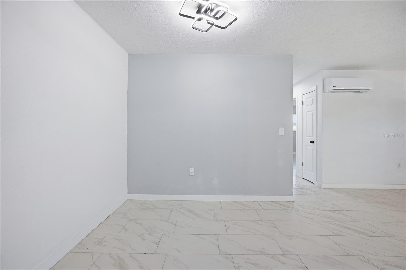 Image 18 of 32 For 22 Osceola Street