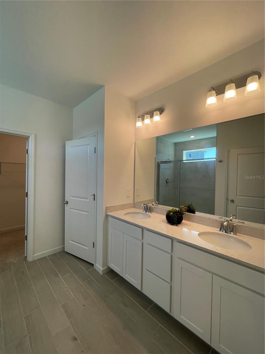 Image 30 of 38 For 1979 44th Court Road