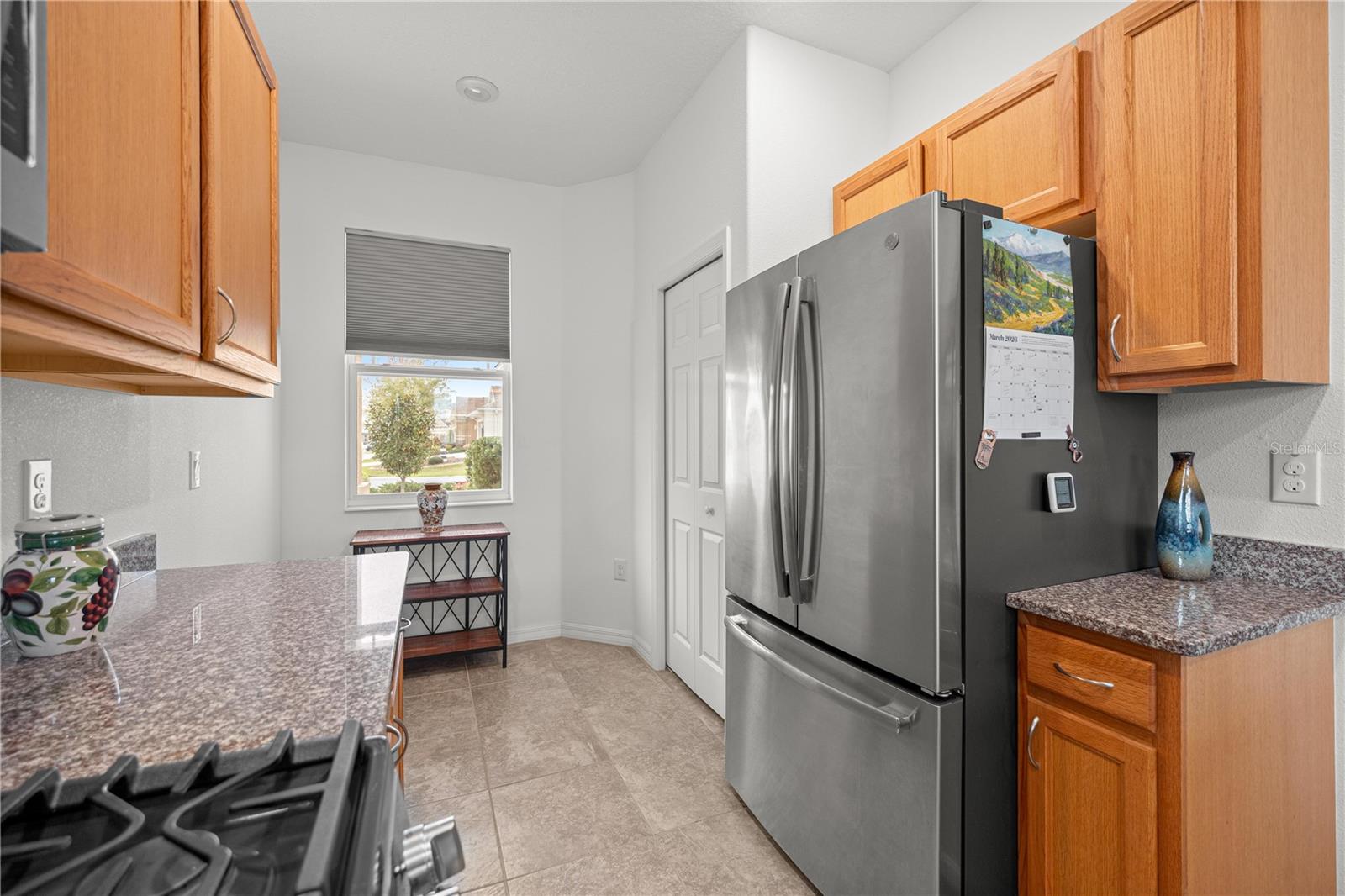 Image 11 of 33 For 7737 86th Loop