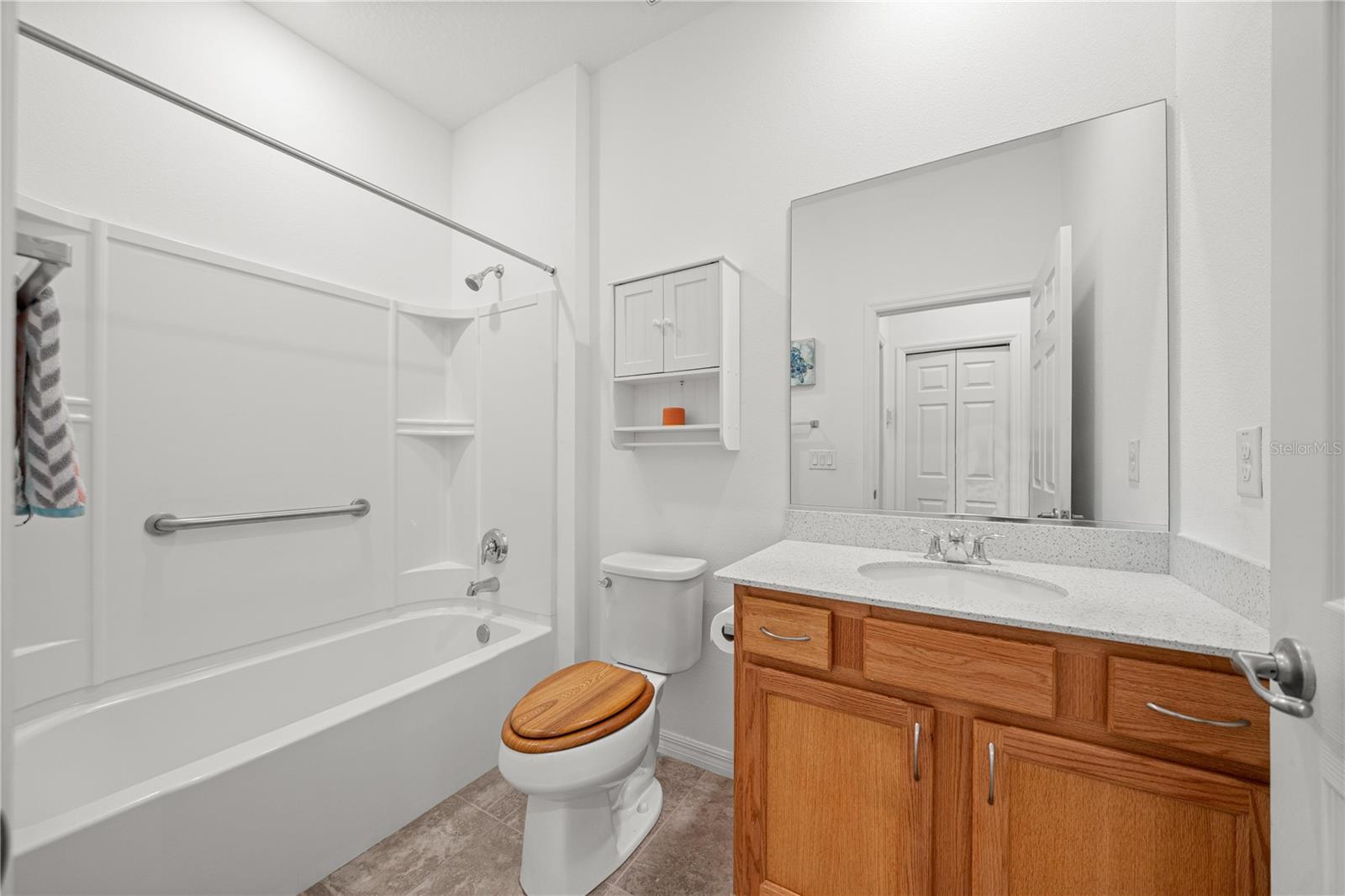 Image 22 of 33 For 7737 86th Loop