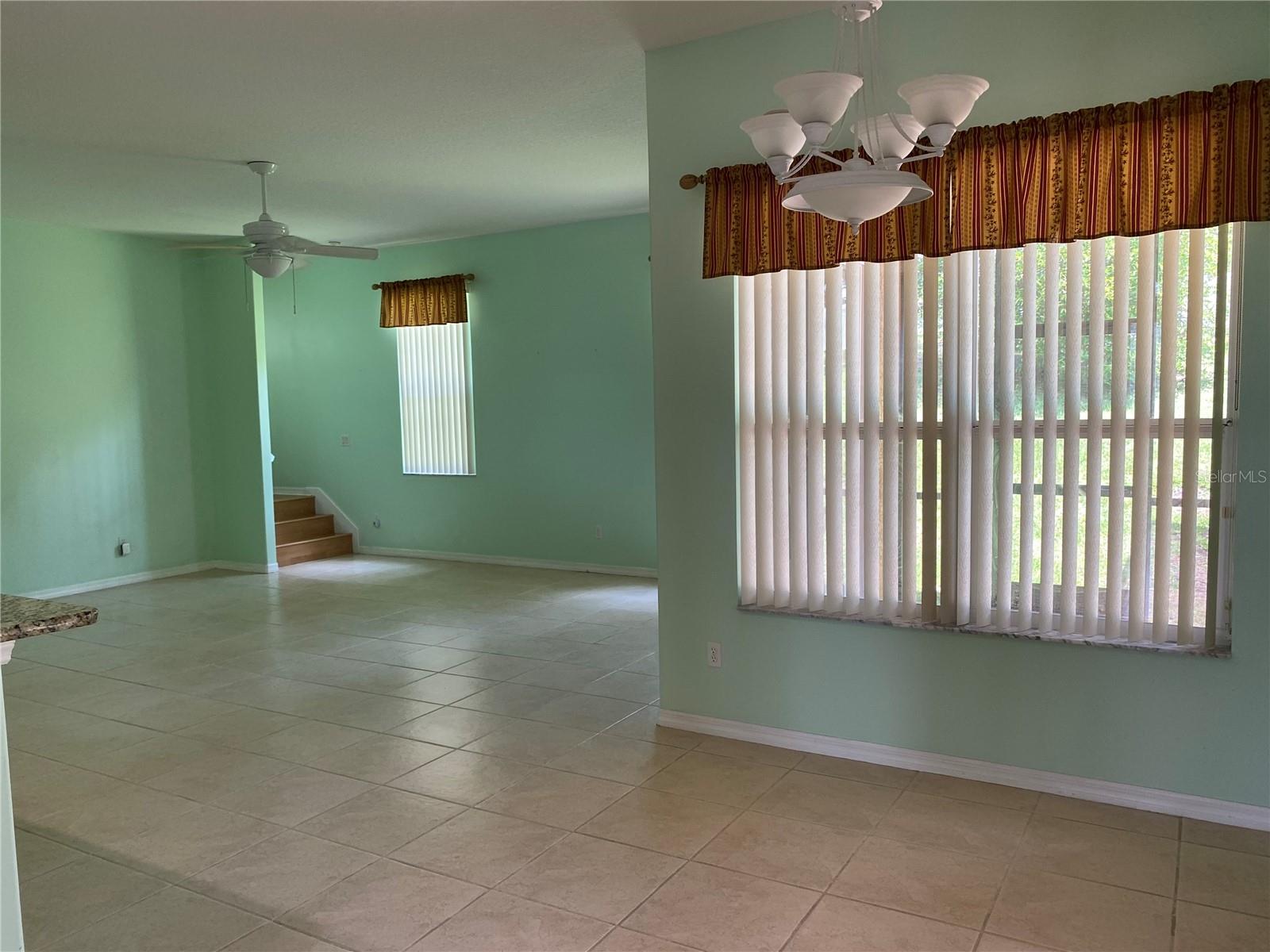 Image 8 of 25 For 12934 Colonnade Circle